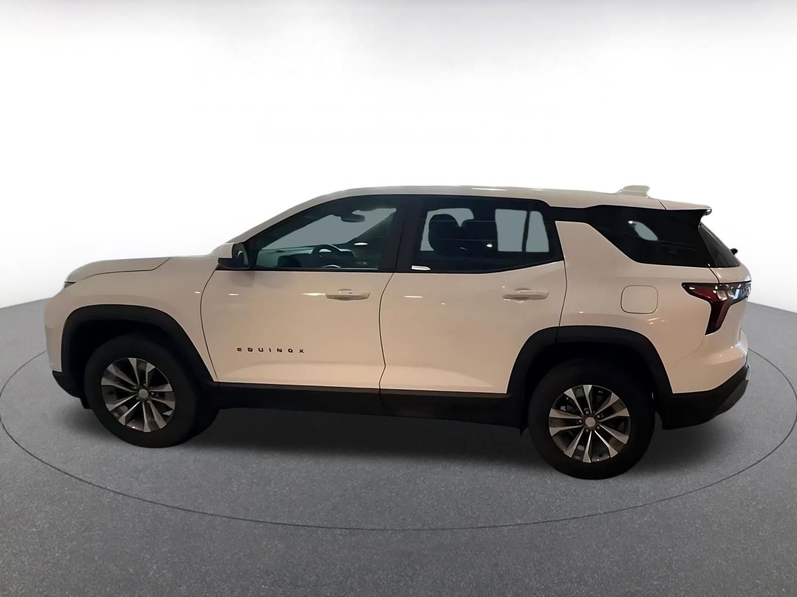 Thumbnail: 2025 Chevrolet Equinox - 9