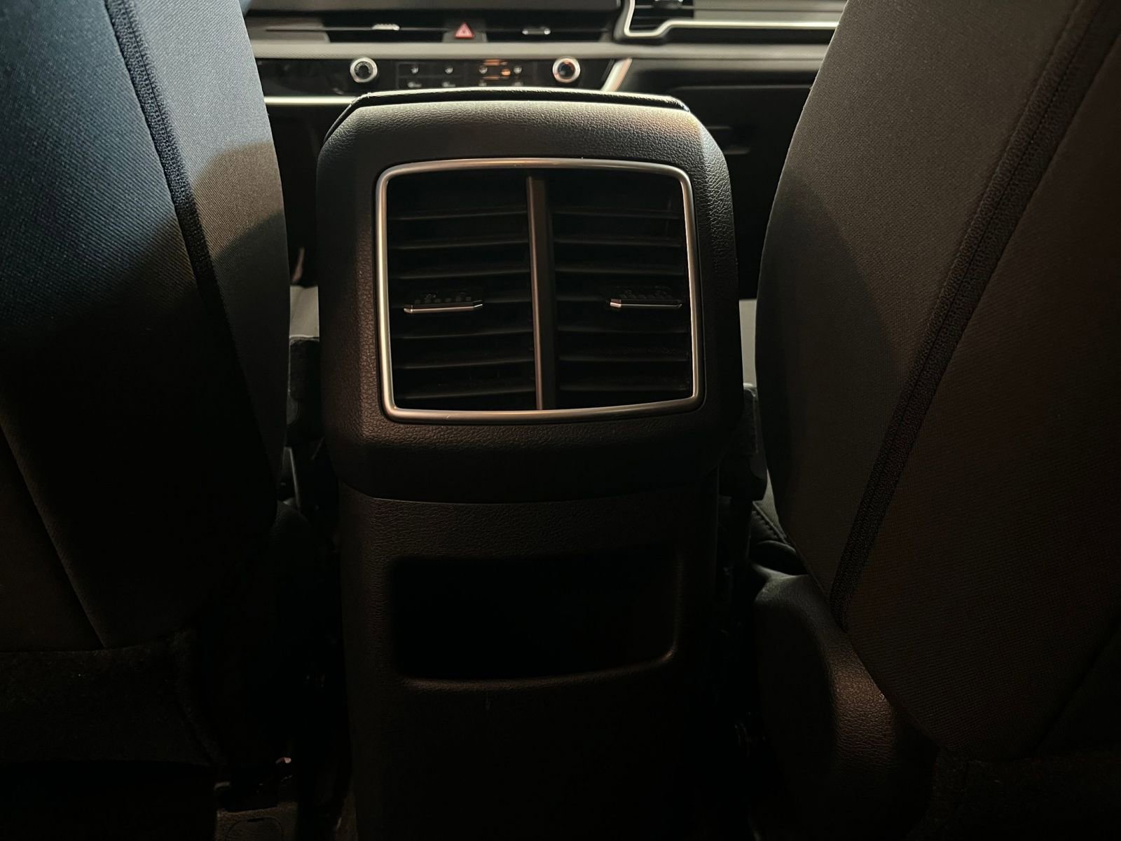 Thumbnail: 2024 Kia Sportage - 23