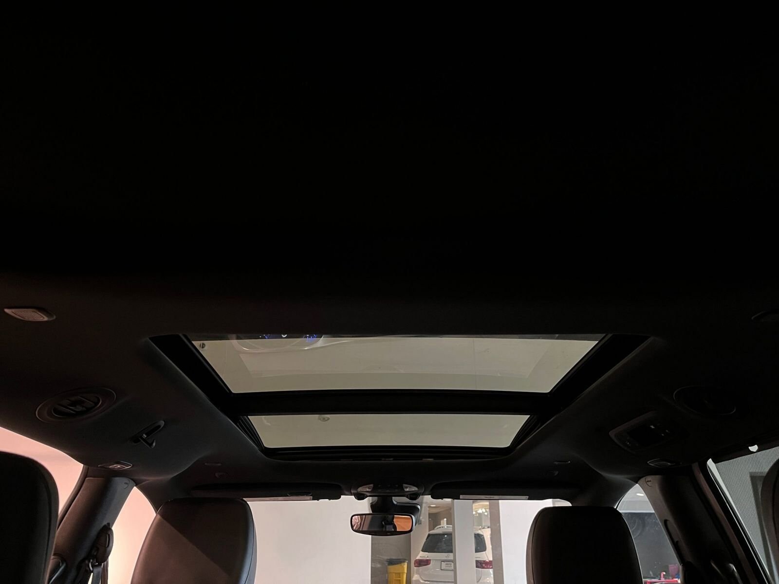 Thumbnail: 2025 Chrysler Pacifica - 31