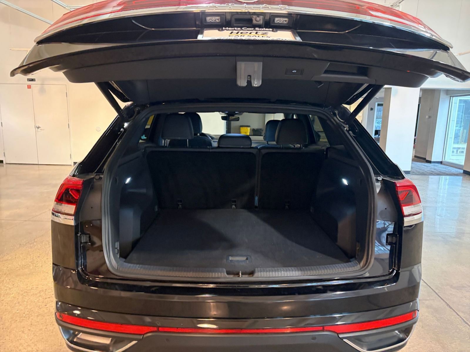 Thumbnail: 2025 Volkswagen Atlas - 31