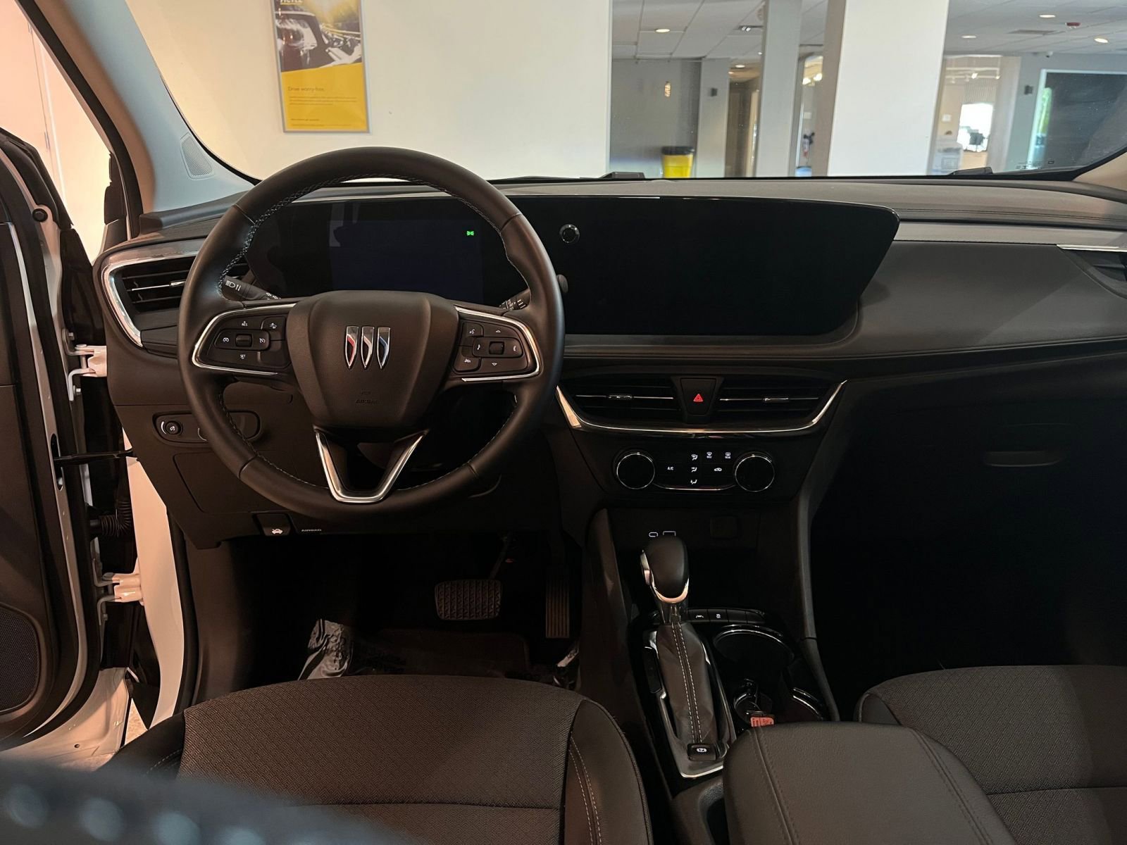Thumbnail: 2025 Buick Encore GX - 33