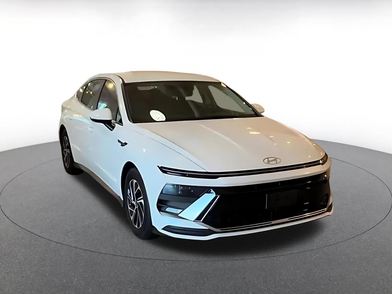 Thumbnail: 2026 Hyundai Sonata - 3