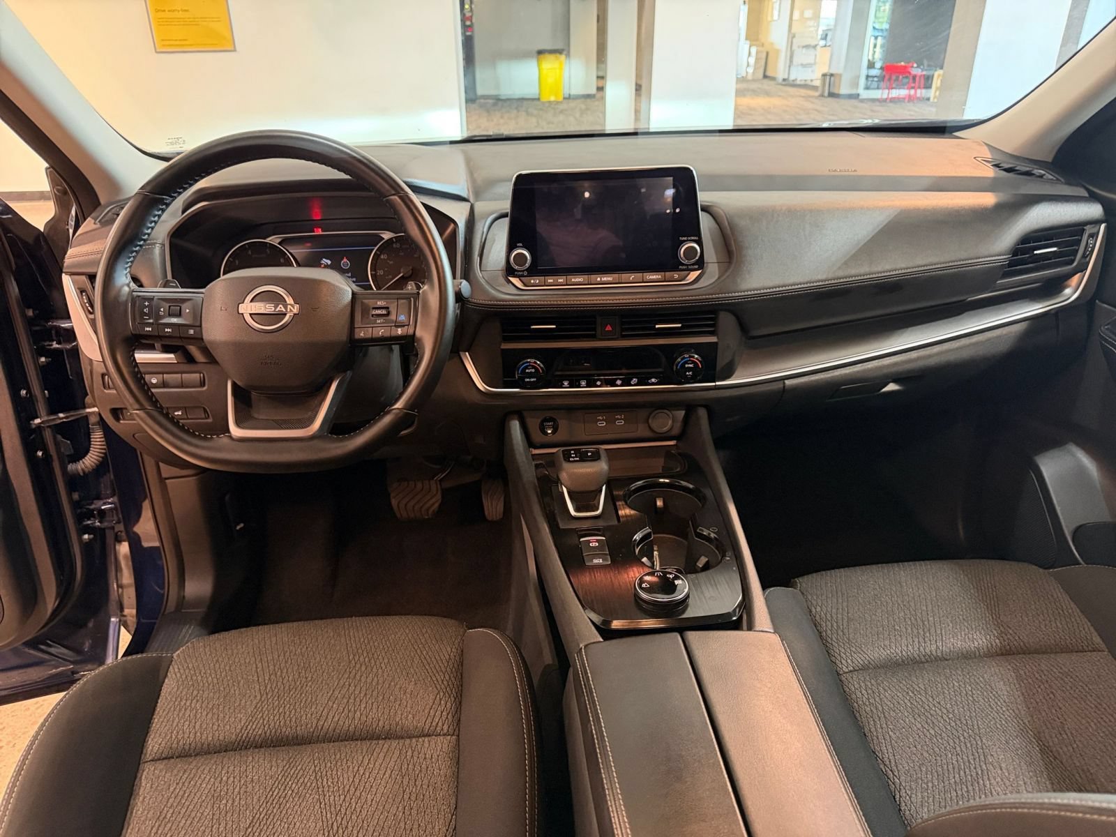 Thumbnail: 2025 Nissan Rogue - 29