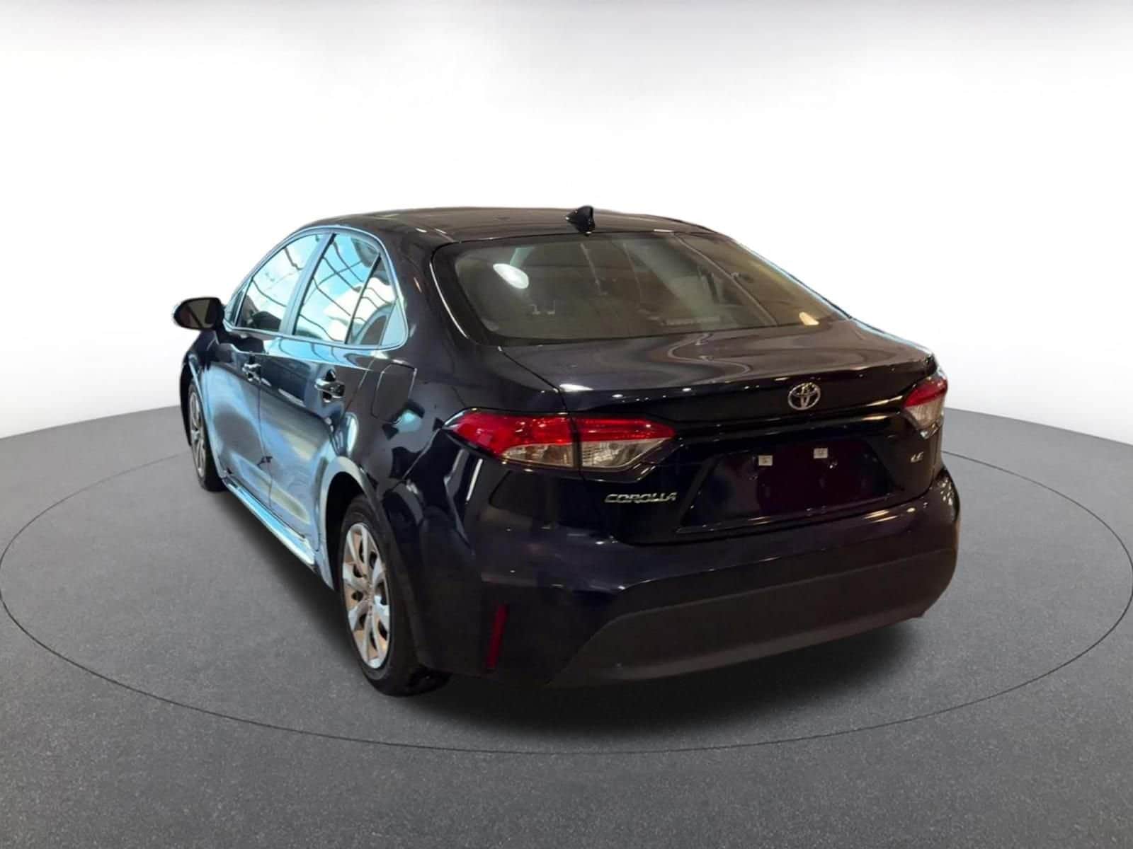 Thumbnail: 2025 Toyota Corolla - 12