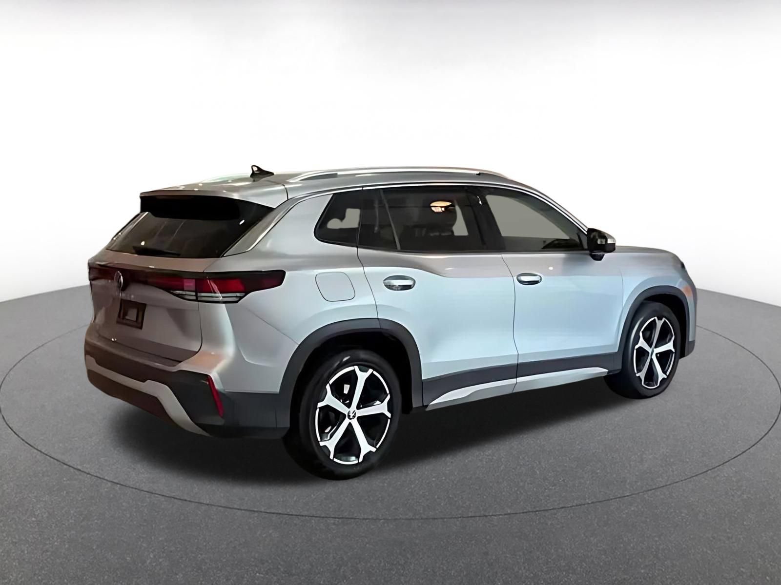 Thumbnail: 2026 Volkswagen Tiguan - 12