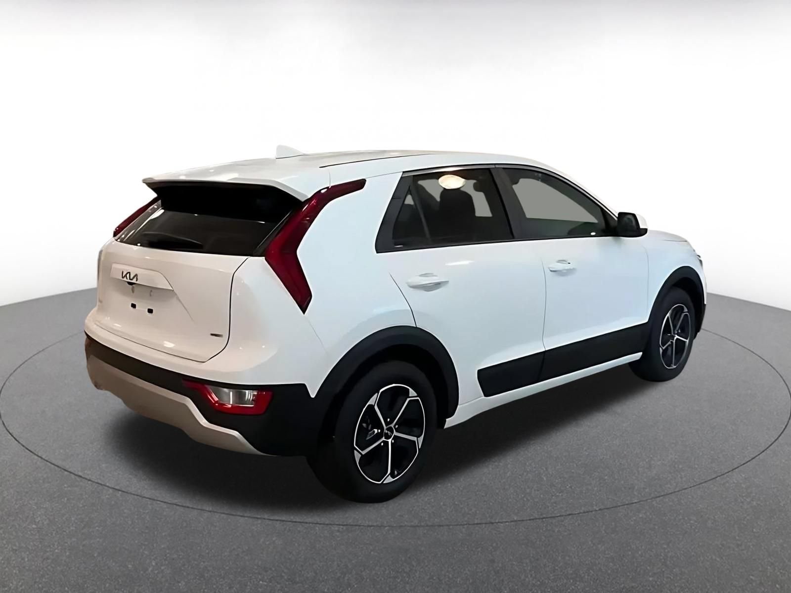 Thumbnail: 2026 Kia Niro - 12