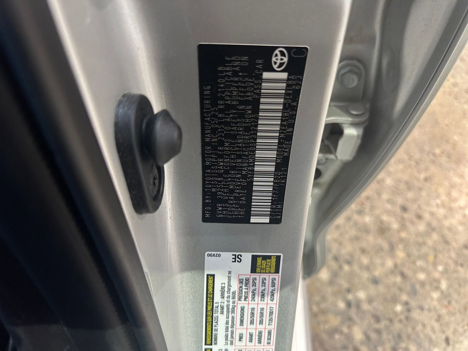 Thumbnail: 2025 Toyota Corolla - 29