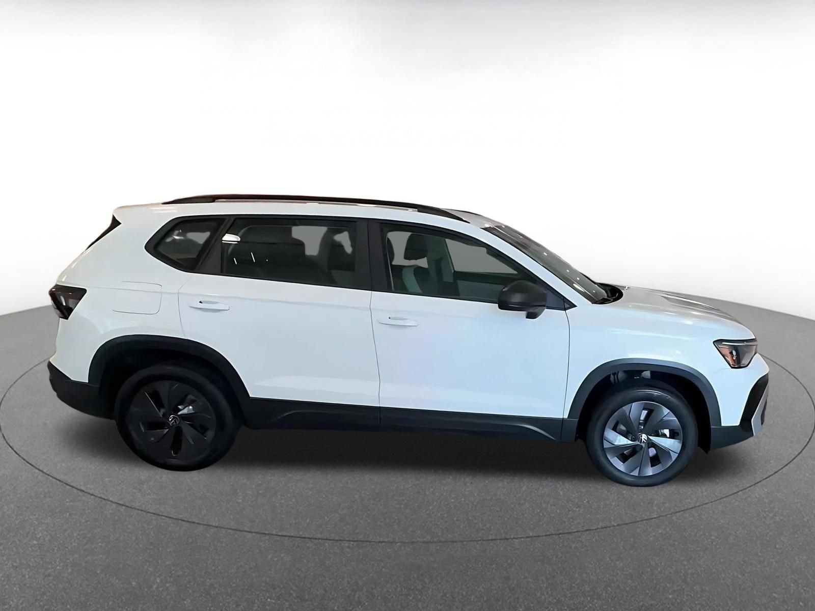 Thumbnail: 2026 Volkswagen Taos - 12