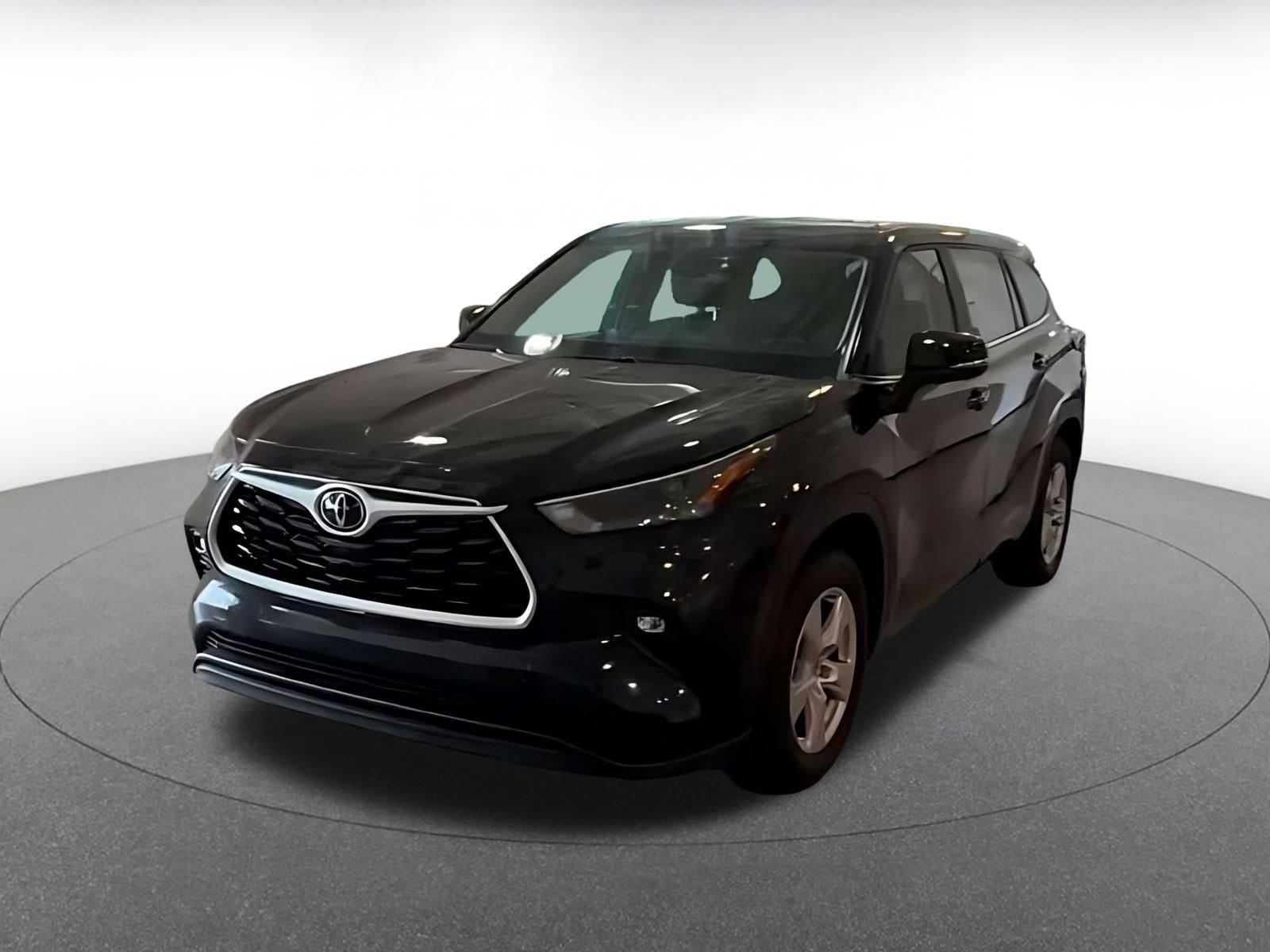Thumbnail: 2025 Toyota Highlander - 4