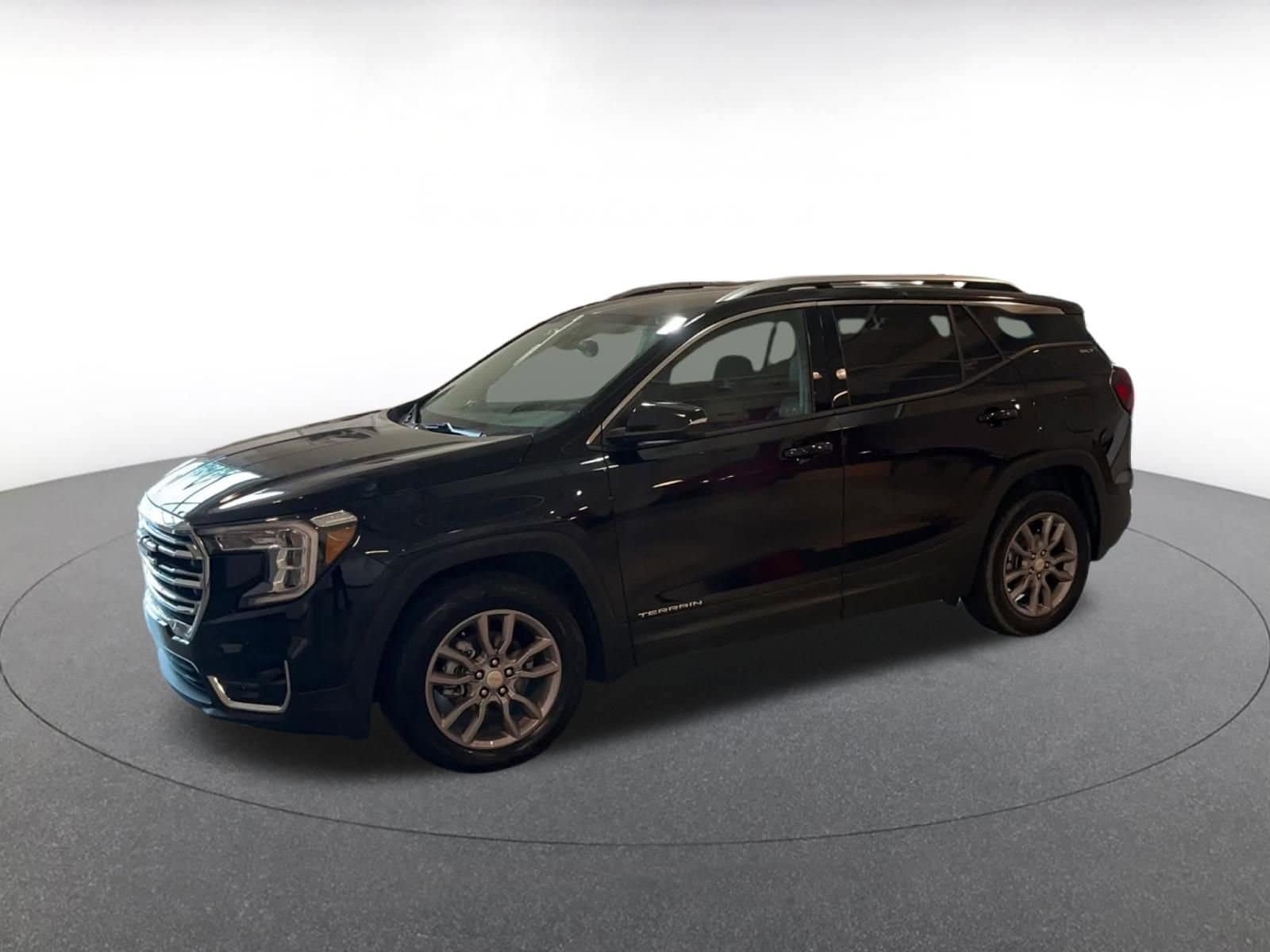 Thumbnail: 2024 GMC Terrain - 8