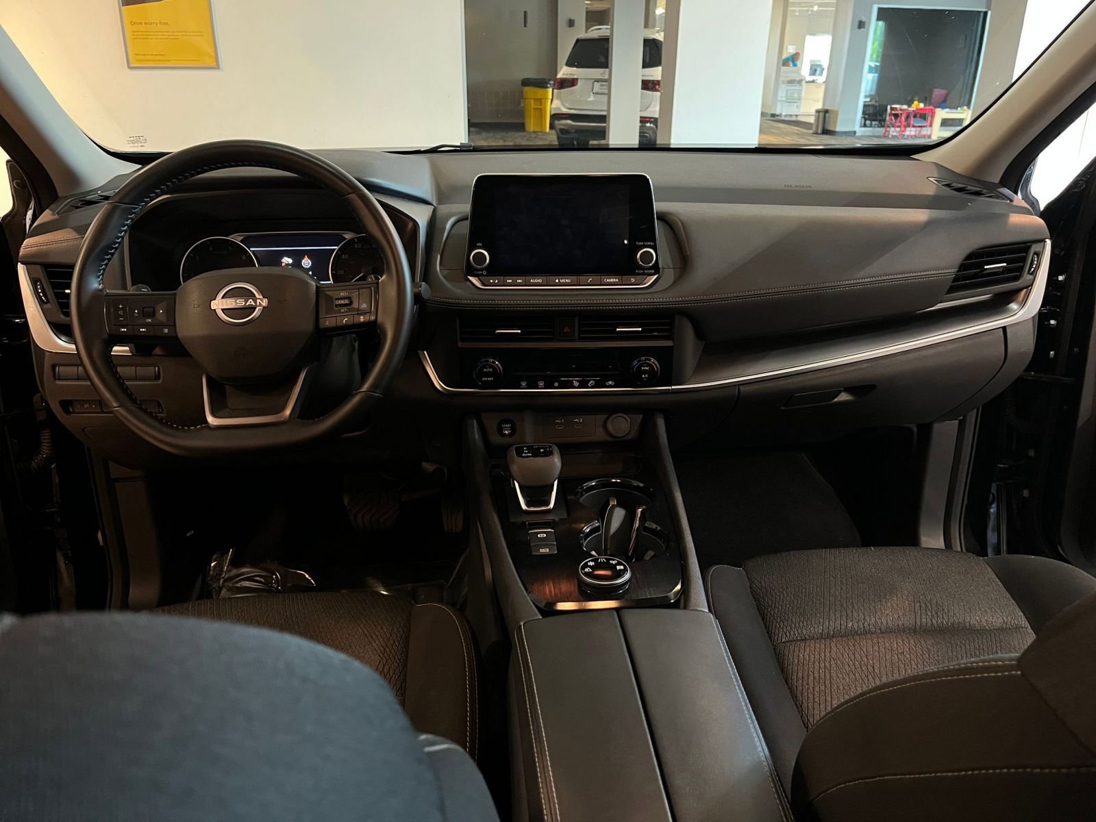 Thumbnail: 2025 Nissan Rogue - 34