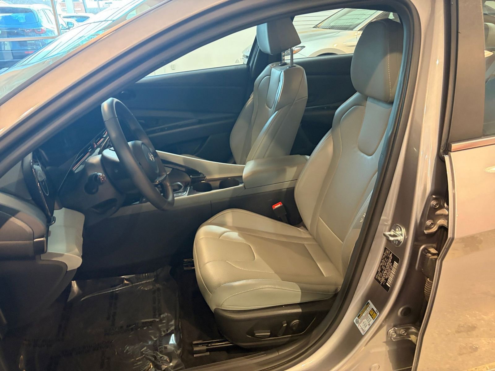 Thumbnail: 2025 Hyundai Elantra - 27