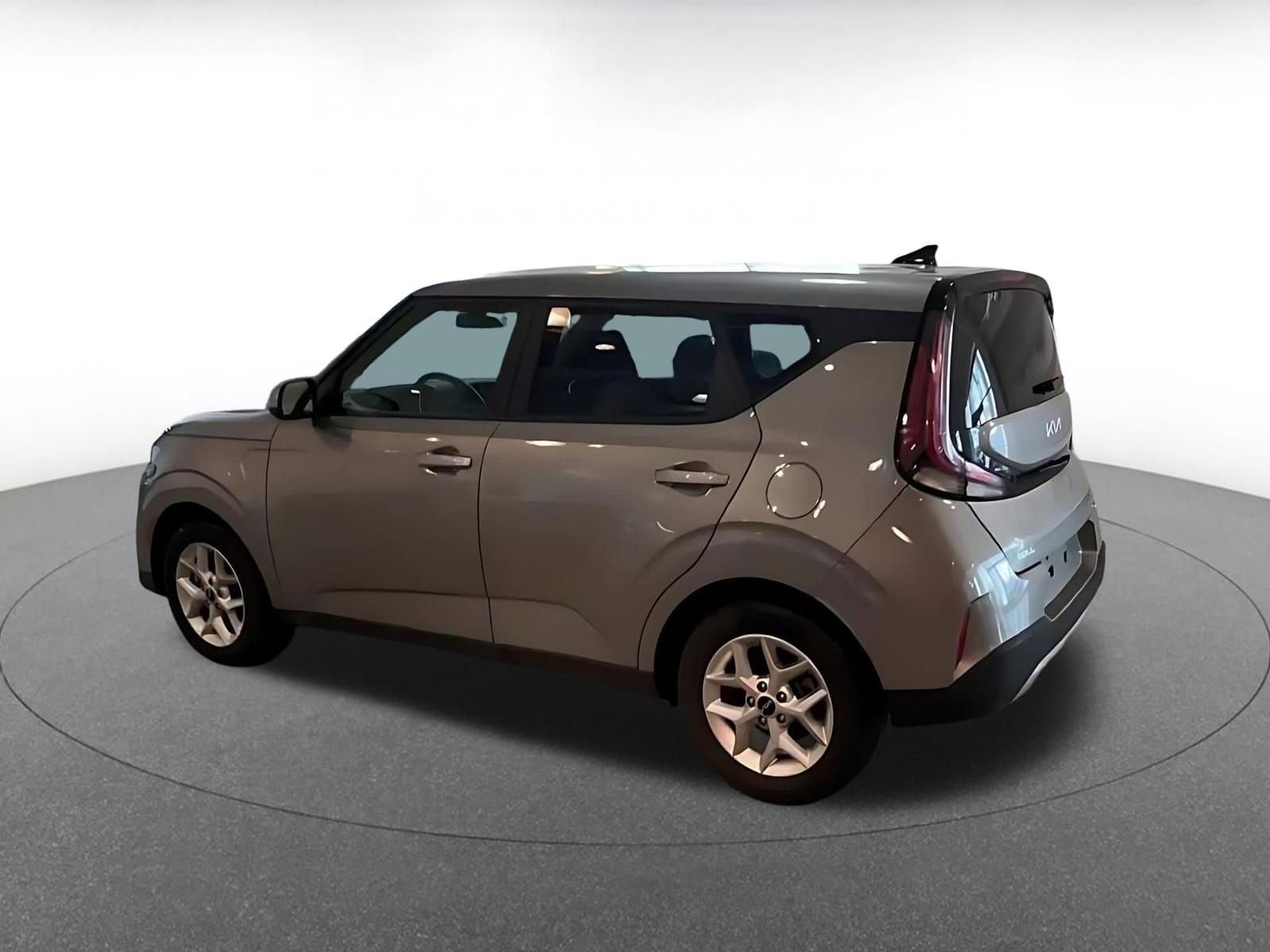 Thumbnail: 2025 Kia Soul - 8