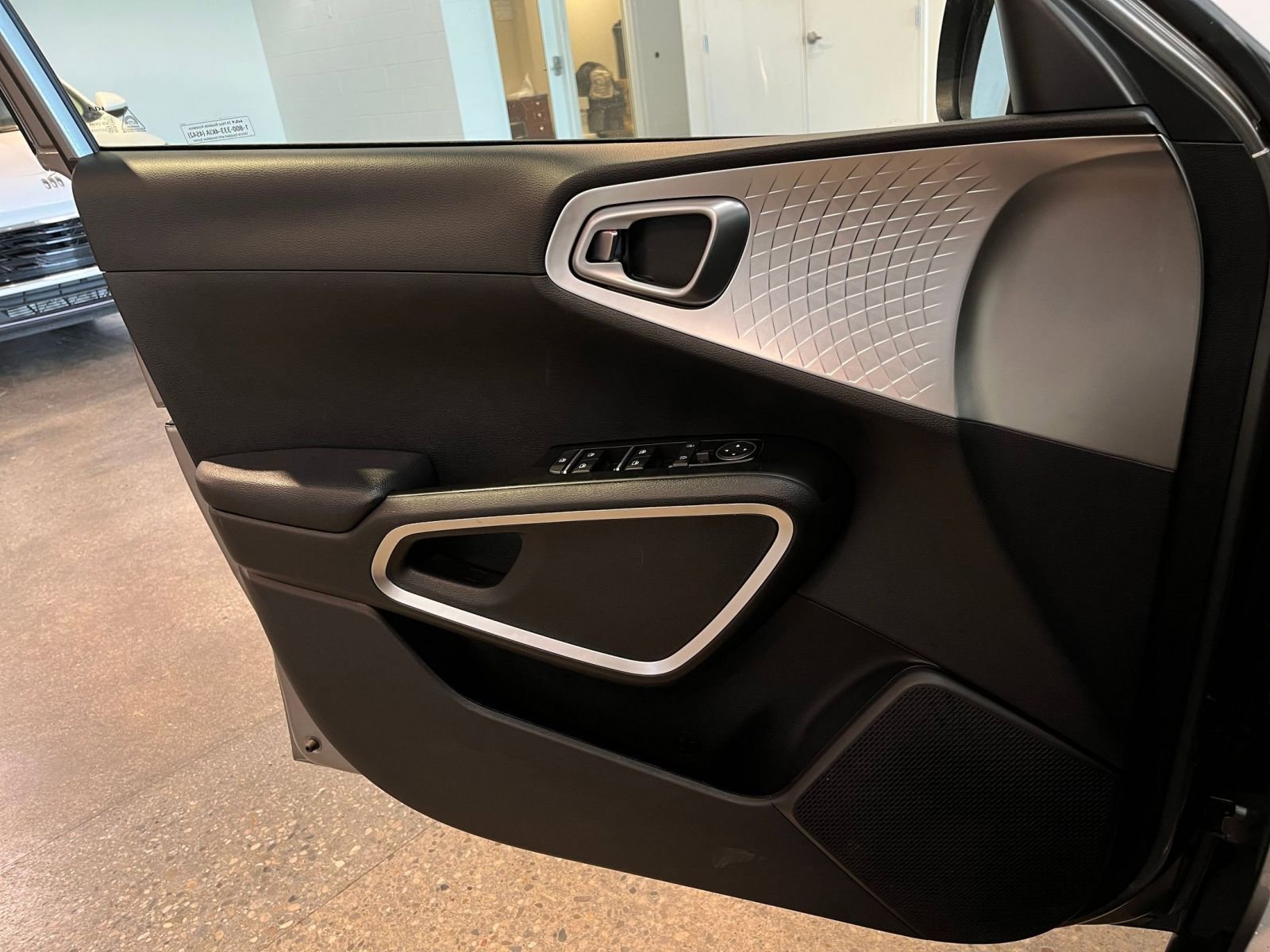 Thumbnail: 2025 Kia Soul - 18