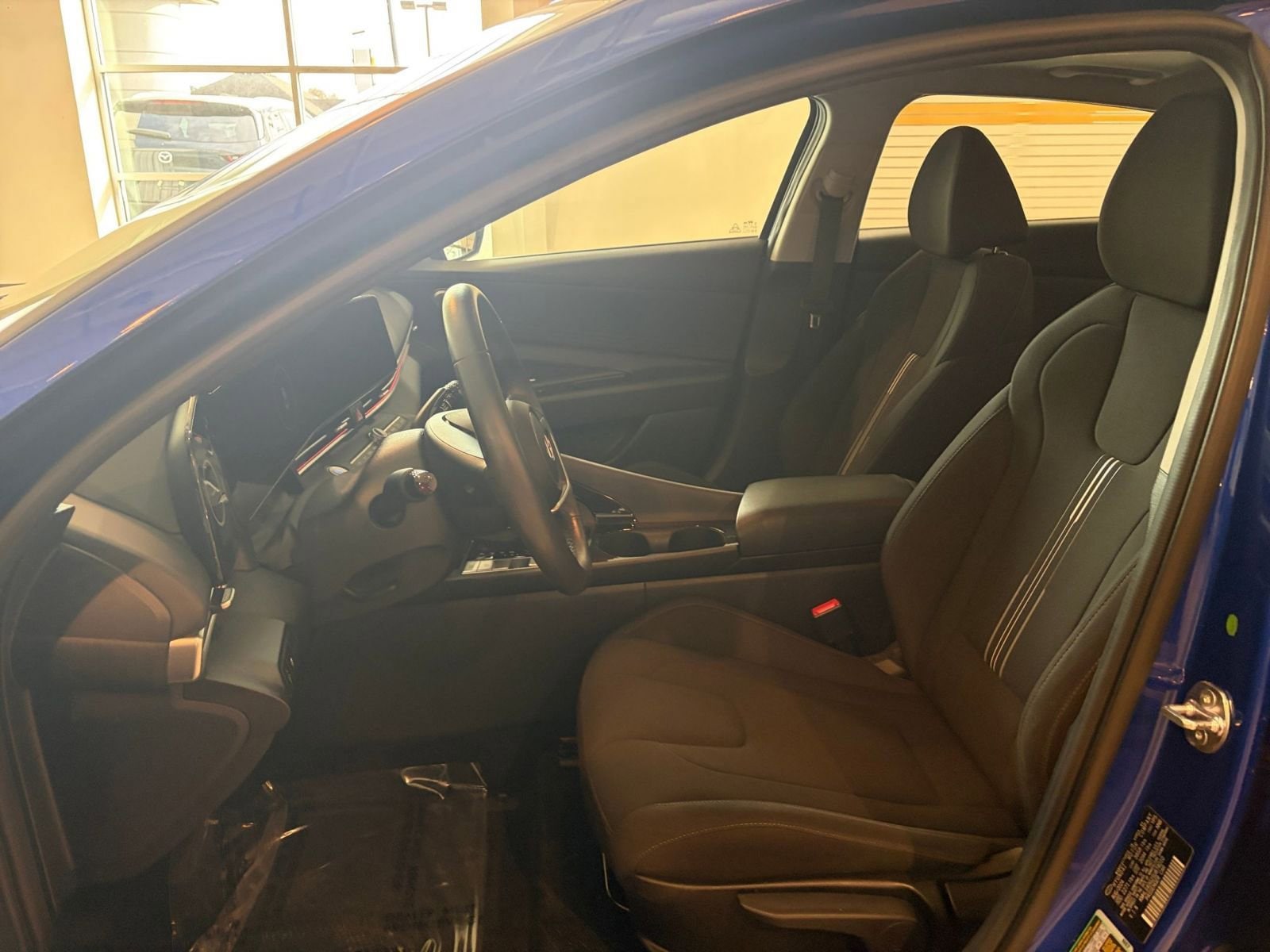 Thumbnail: 2025 Hyundai Elantra - 25