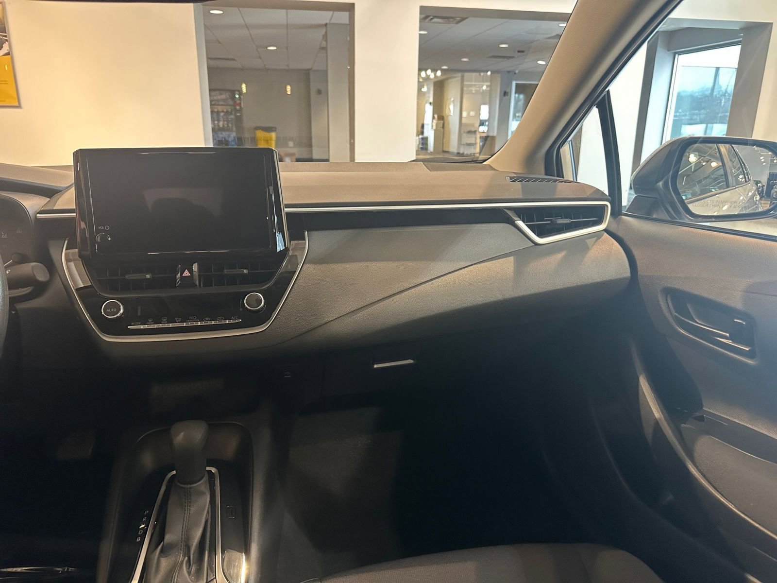 Thumbnail: 2025 Toyota Corolla - 35