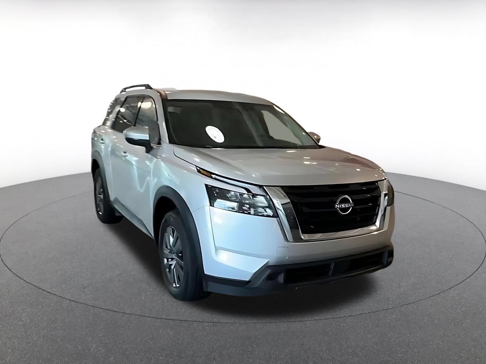 Thumbnail: 2025 Nissan Pathfinder - 3