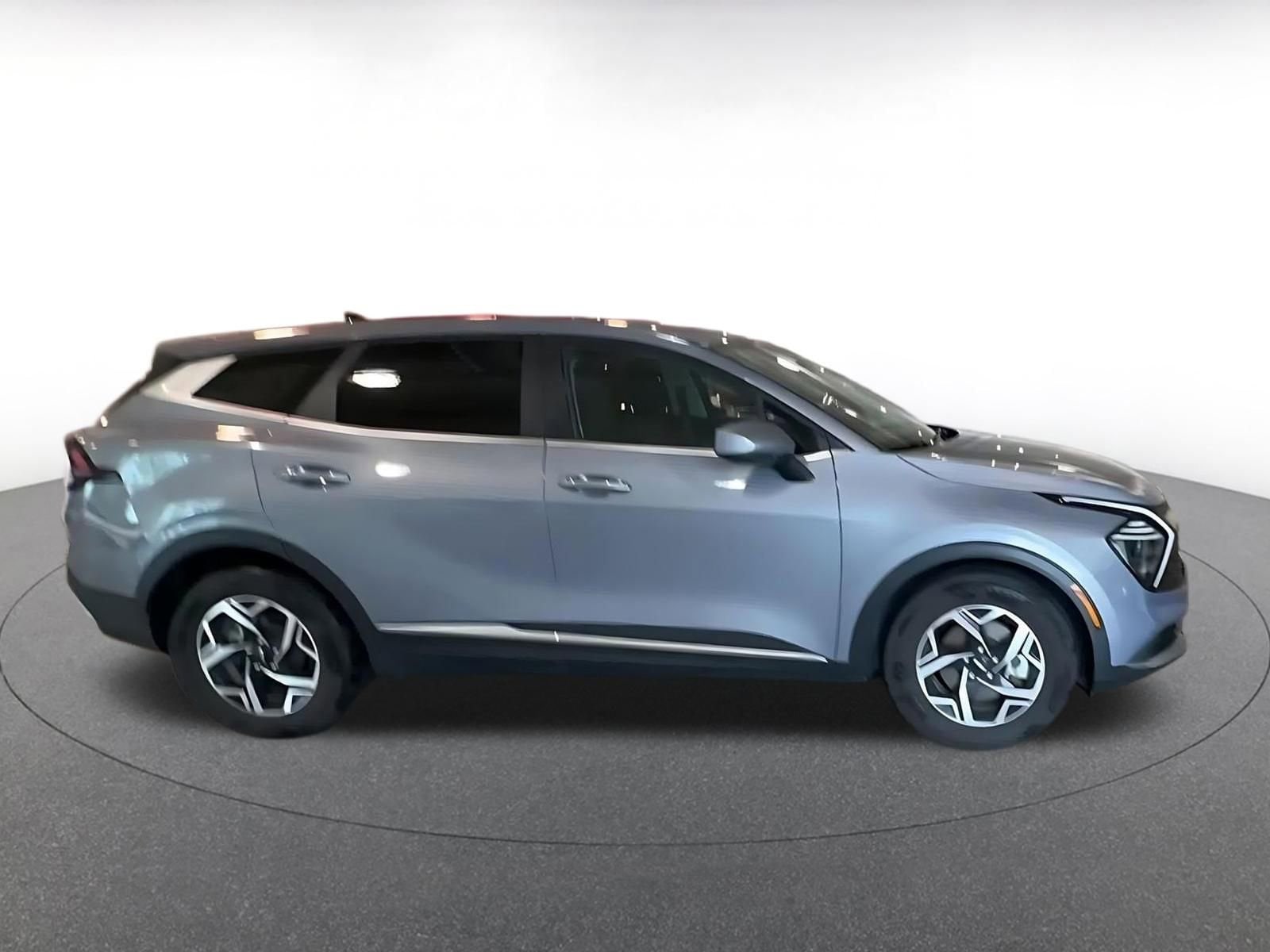 Thumbnail: 2025 Kia Sportage - 16
