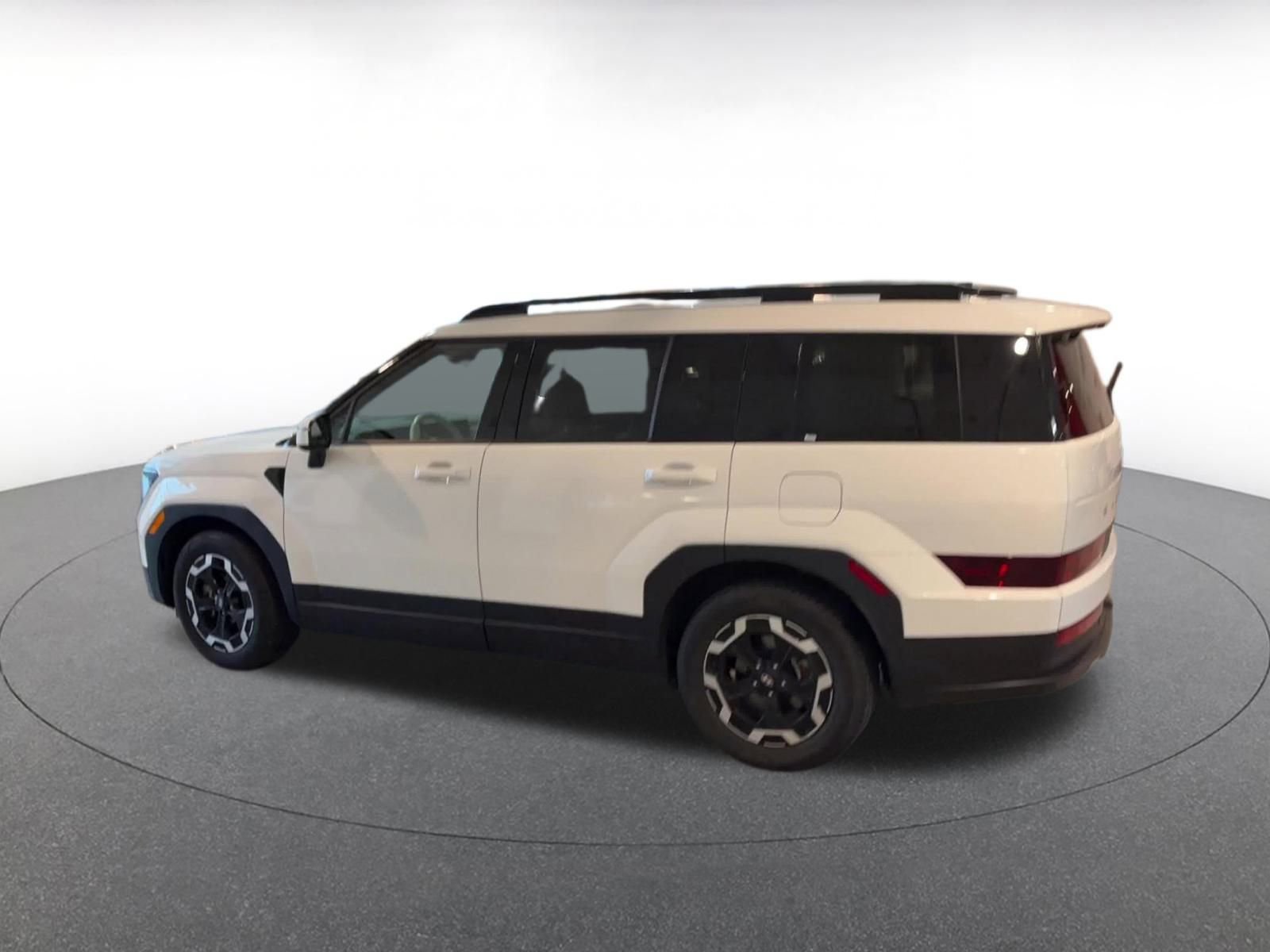 Thumbnail: 2025 Hyundai Santa Fe - 10