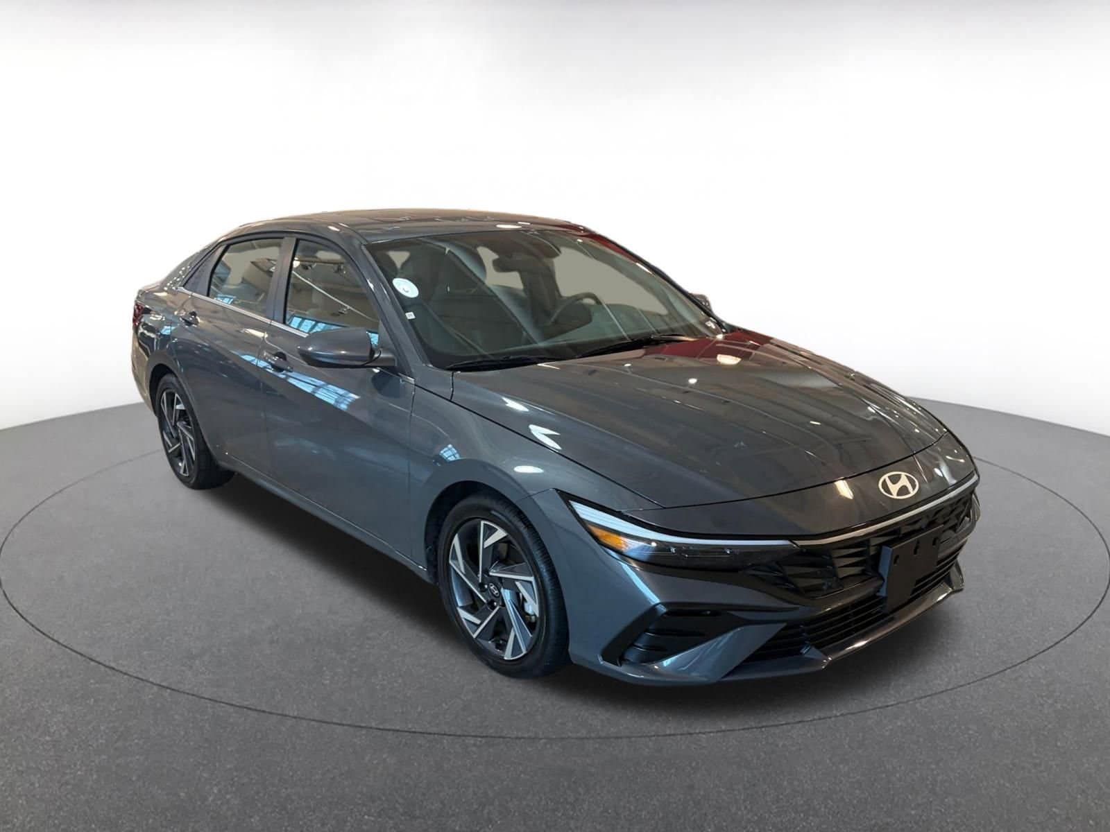 Thumbnail: 2025 Hyundai Elantra - 1