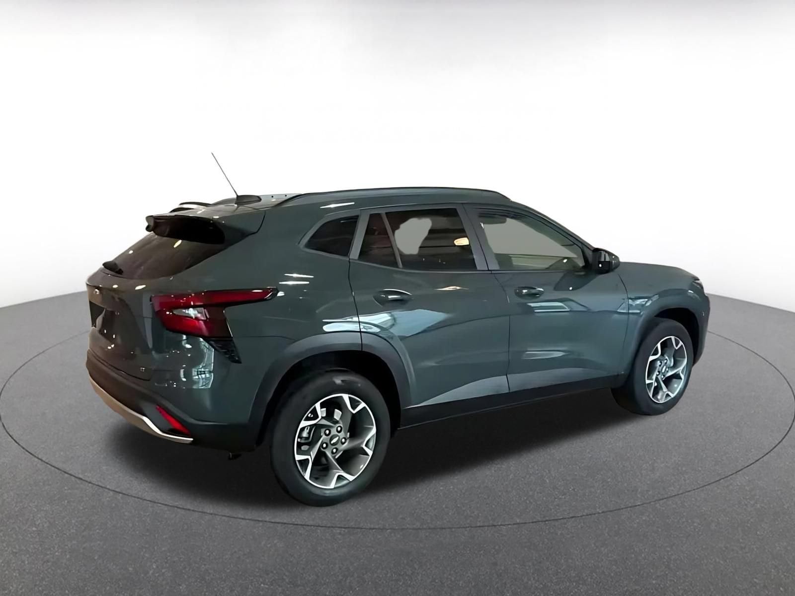 Thumbnail: 2025 Chevrolet Trax - 11