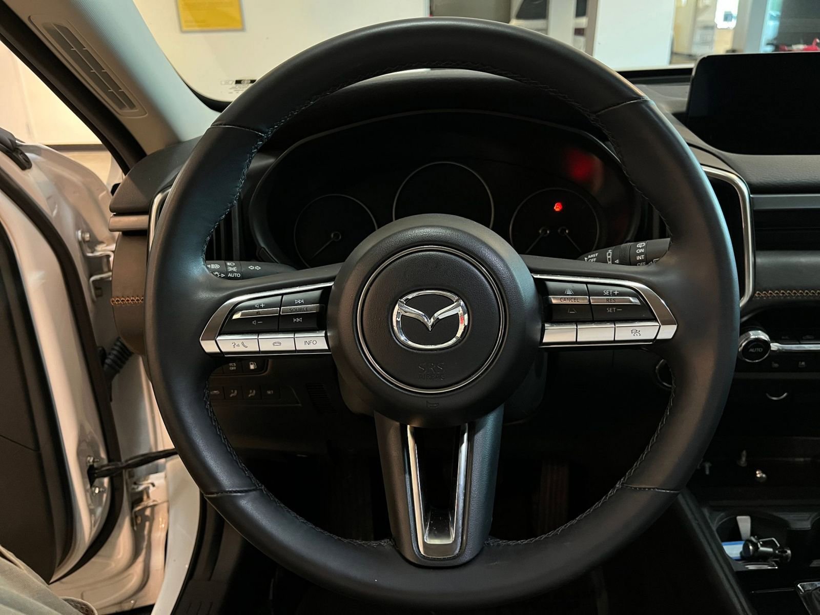 Thumbnail: 2025 Mazda CX-50 - 29