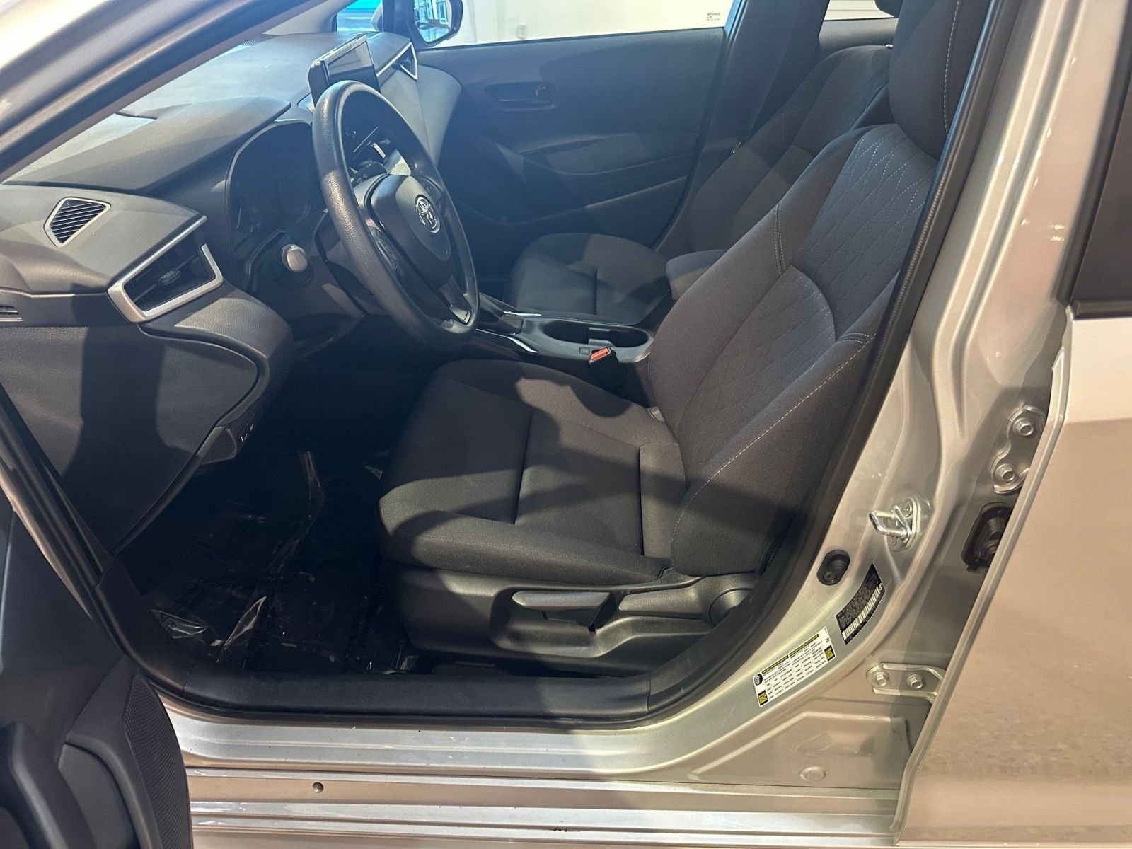 Thumbnail: 2025 Toyota Corolla - 27