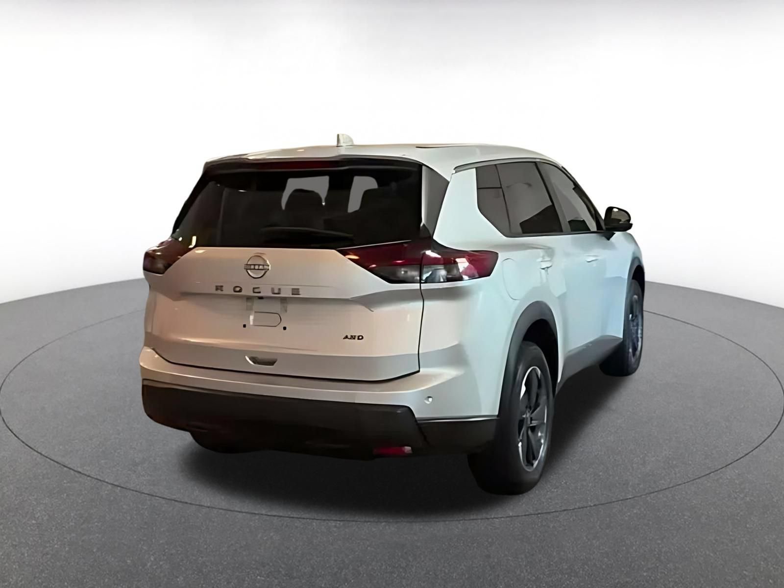 Thumbnail: 2025 Nissan Rogue - 12