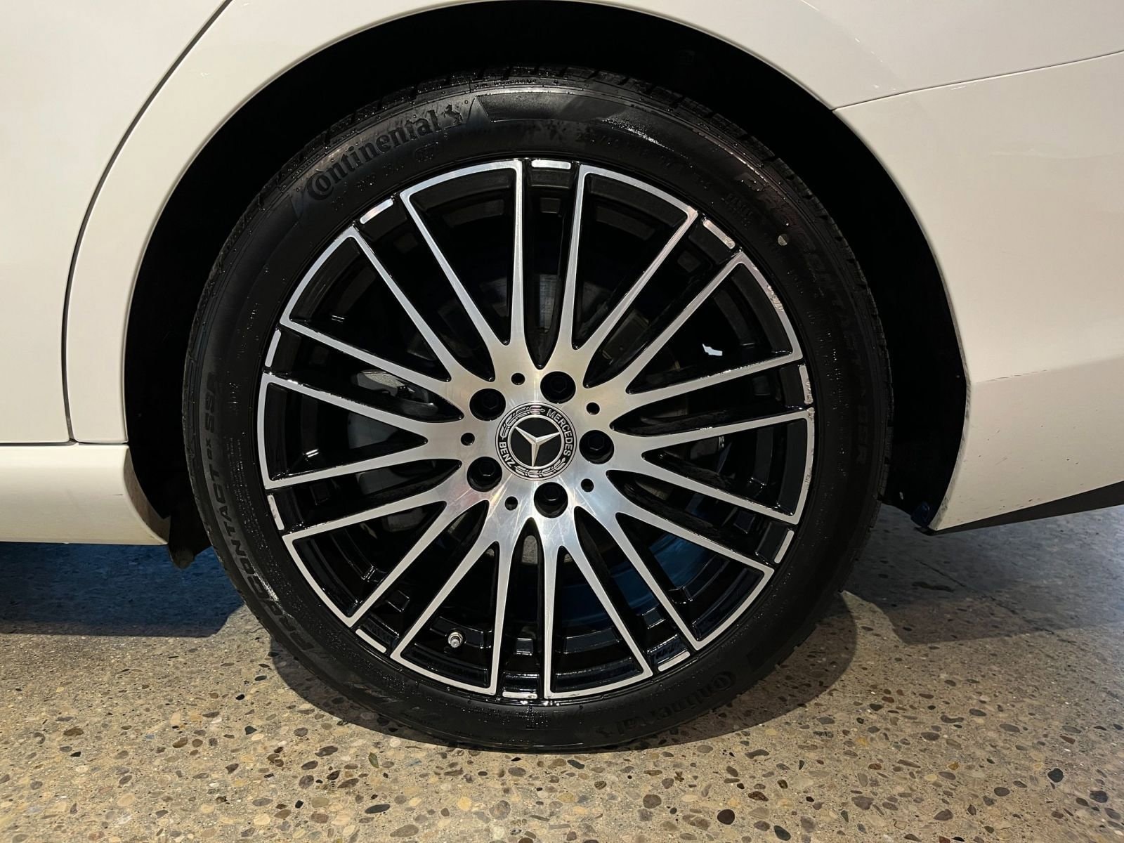 Thumbnail: 2024 Mercedes-Benz C-Class - 30