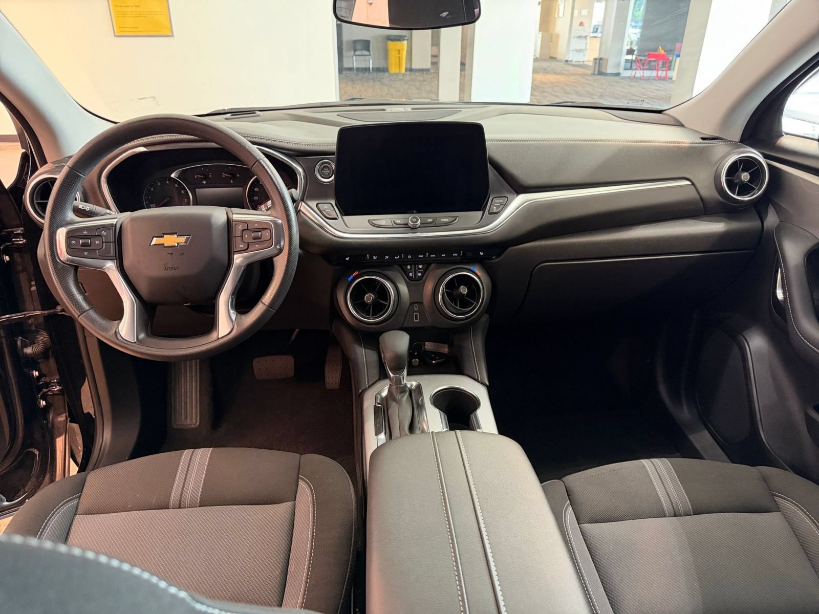 Thumbnail: 2026 Chevrolet Blazer - 33