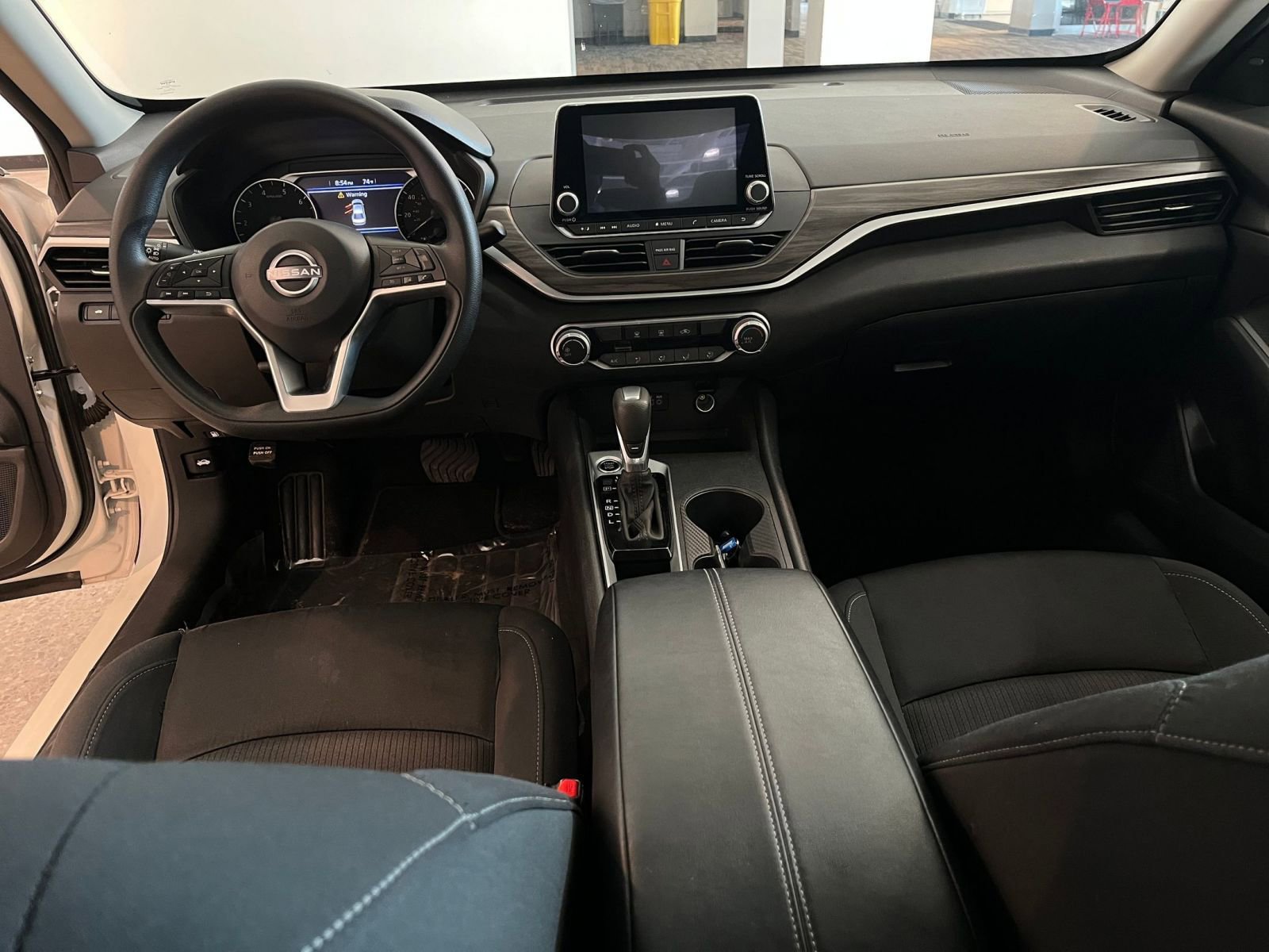 Thumbnail: 2025 Nissan Altima - 32