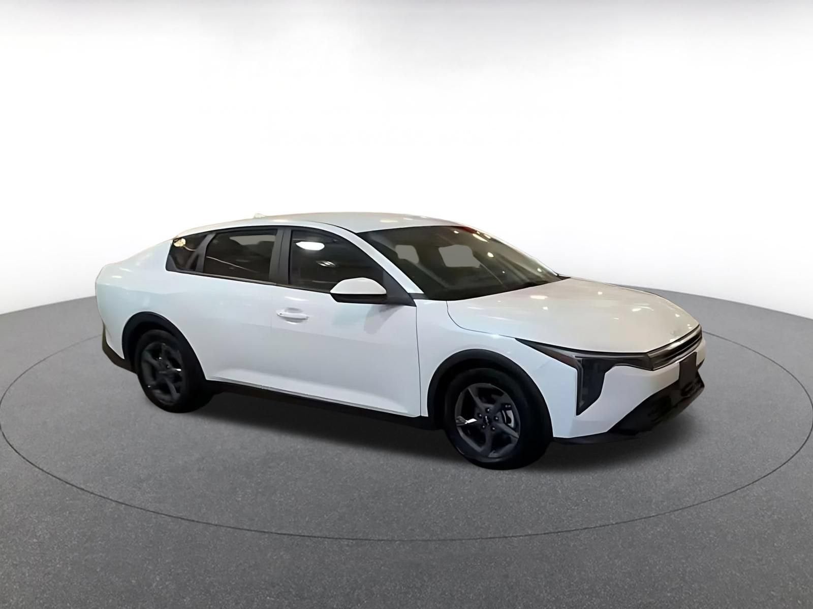 Thumbnail: 2026 Kia K4 - 2