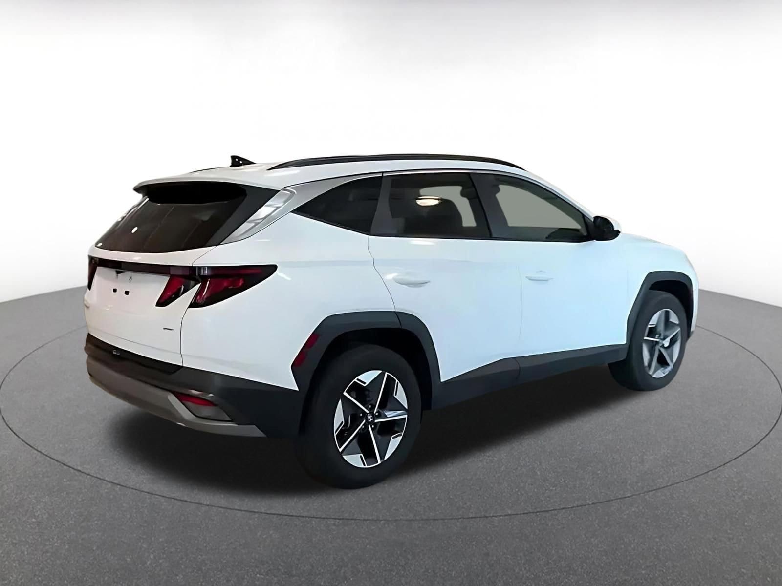 Thumbnail: 2025 Hyundai Tucson - 10