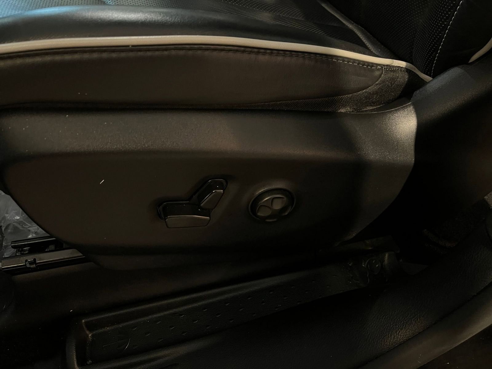 Thumbnail: 2025 Chrysler Pacifica - 23