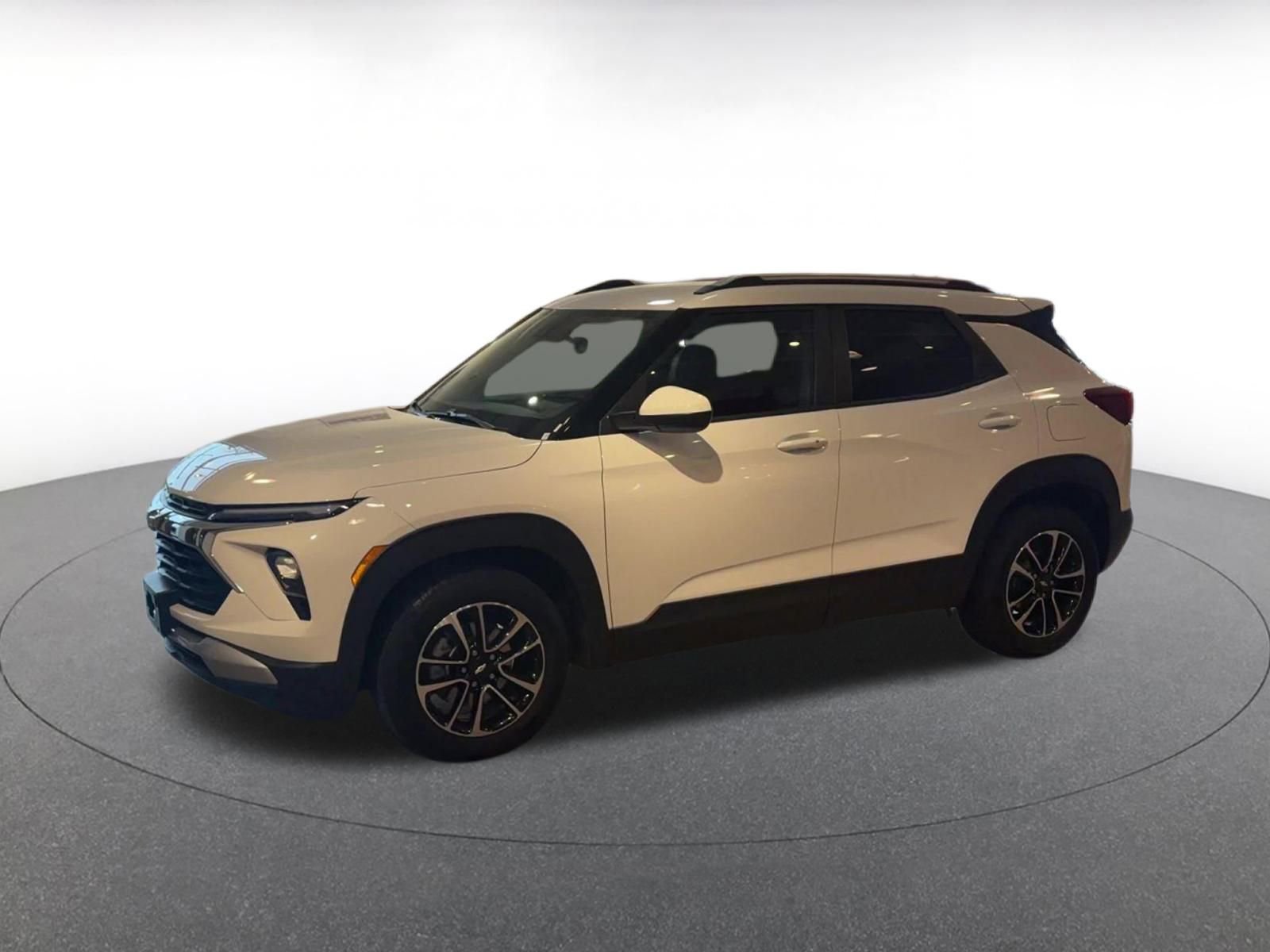 Thumbnail: 2025 Chevrolet TrailBlazer - 8