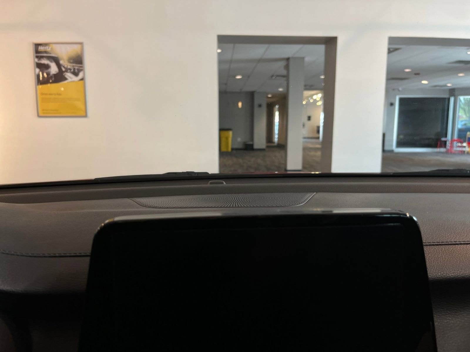 Thumbnail: 2023 Kia Forte - 18