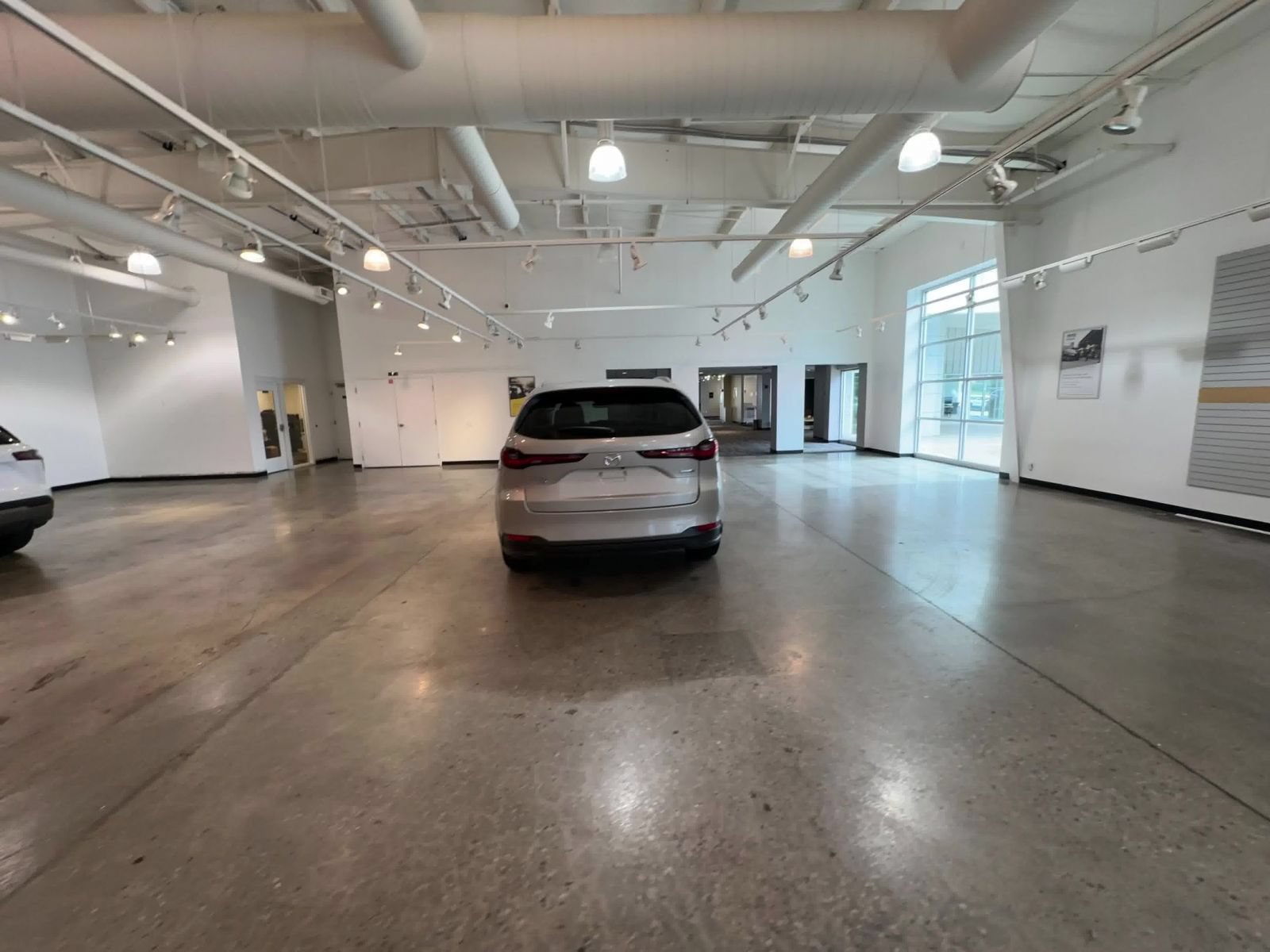 Thumbnail: 2025 Mazda CX-90 - 16