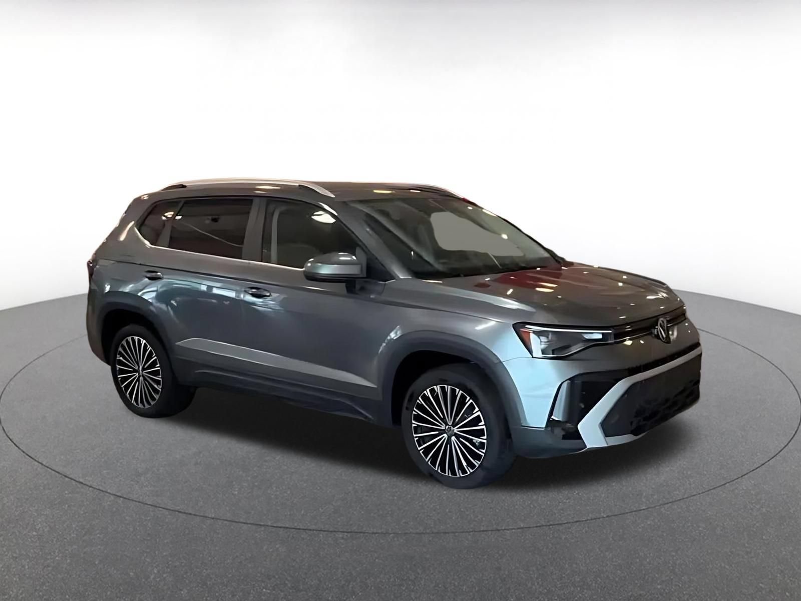 Thumbnail: 2026 Volkswagen Taos - 2