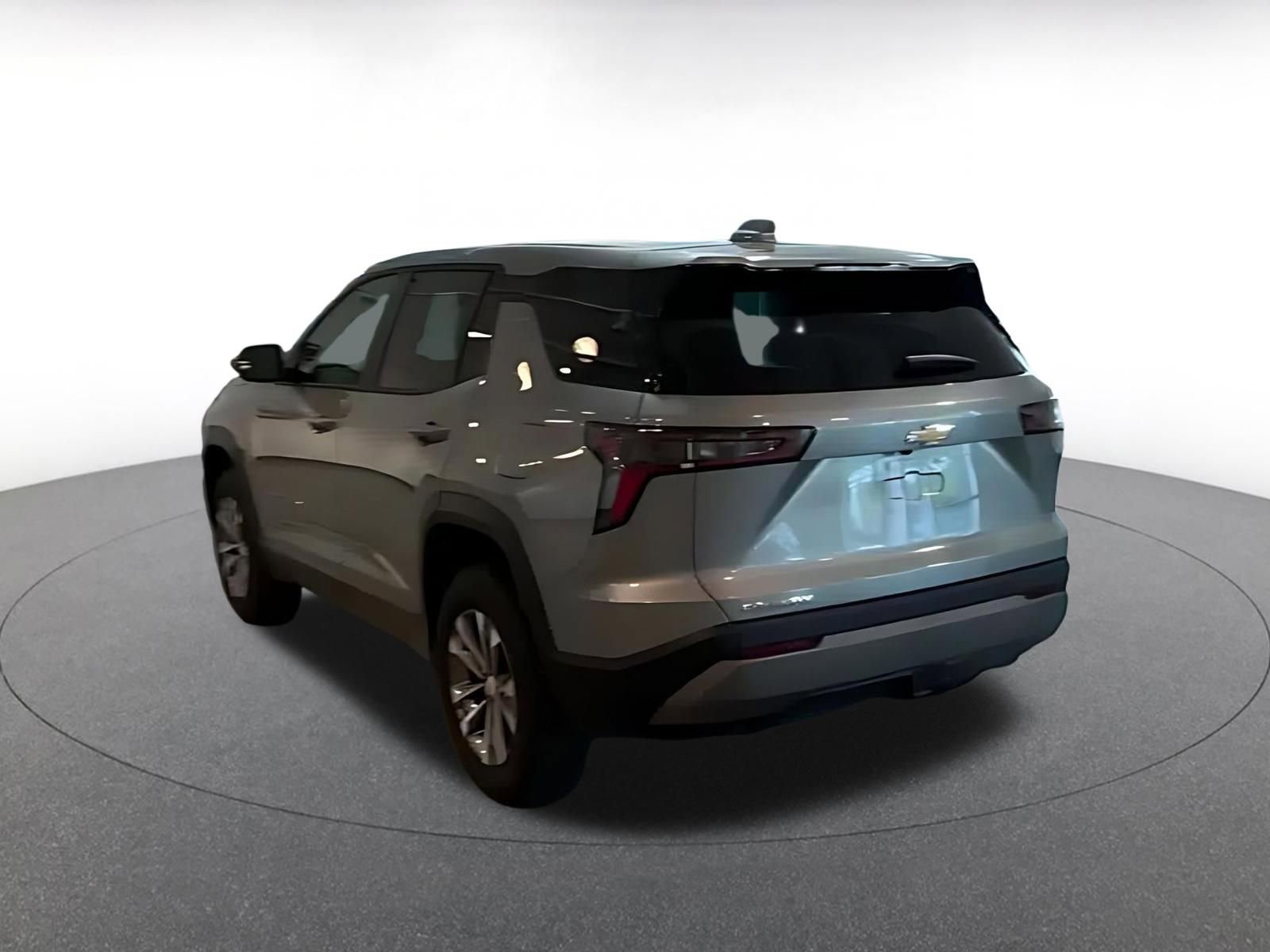 Thumbnail: 2025 Chevrolet Equinox - 10