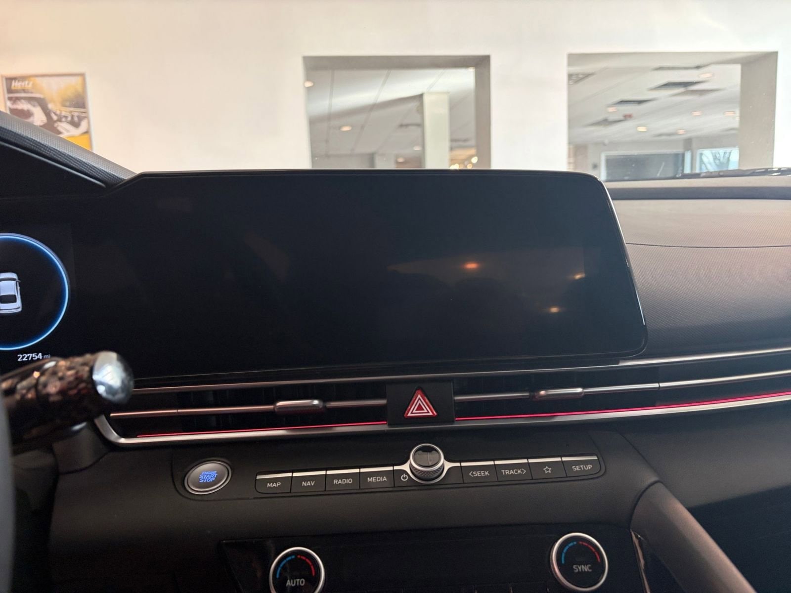 Thumbnail: 2025 Hyundai Elantra - 18