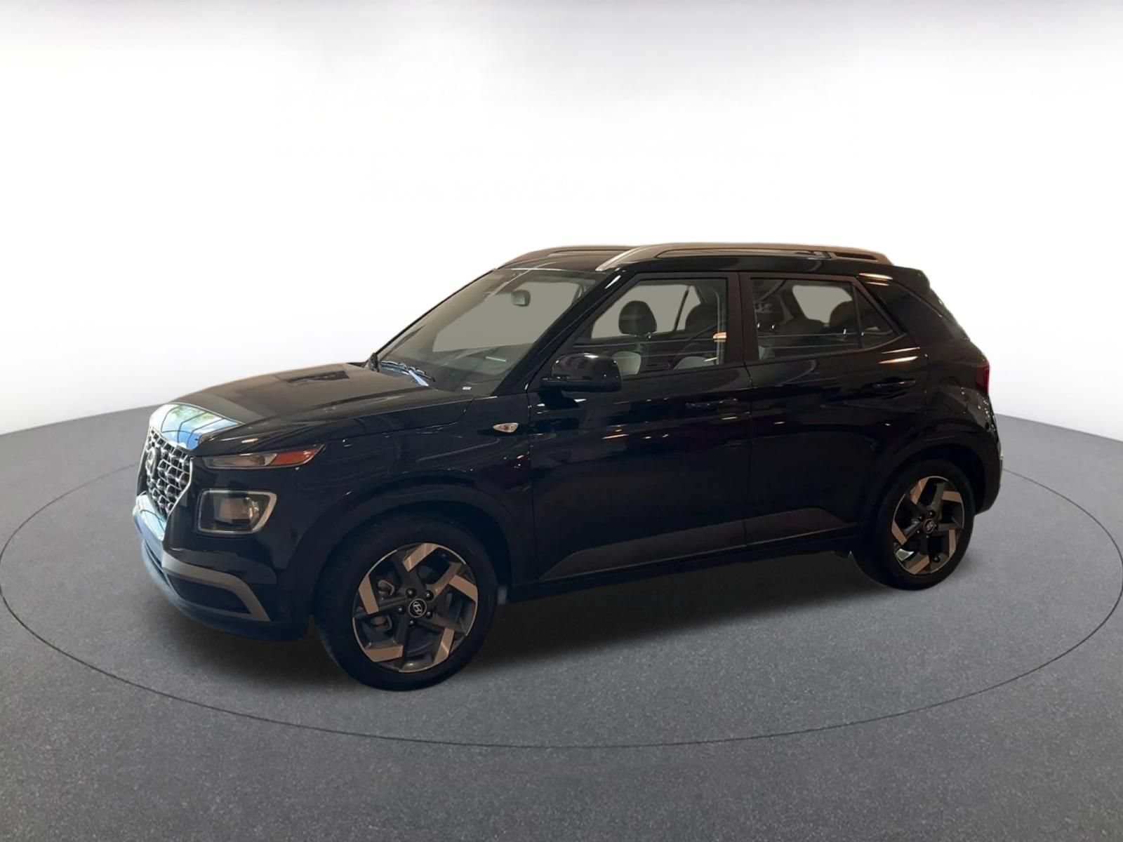 Thumbnail: 2026 Hyundai Venue - 8