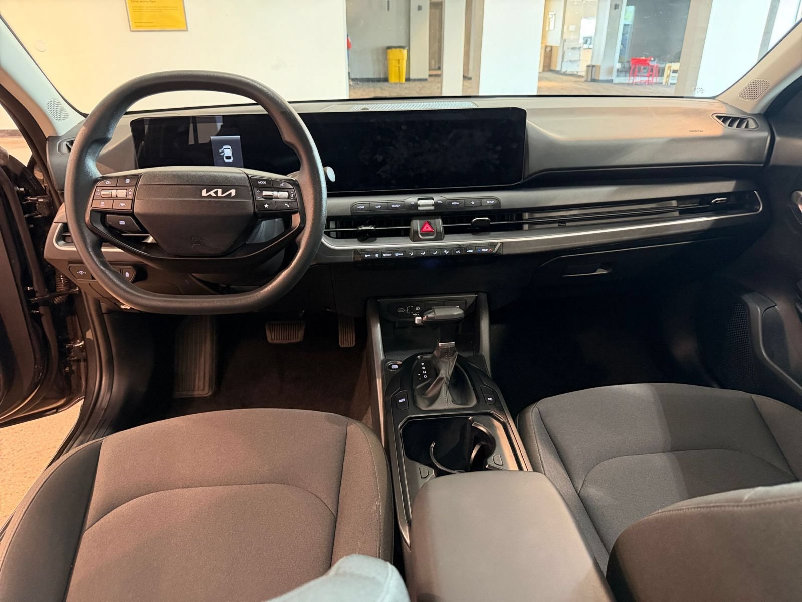 Thumbnail: 2026 Kia K4 - 32
