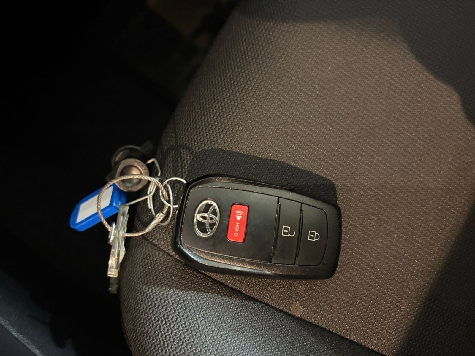 Thumbnail: 2025 Toyota Corolla Cross - 22