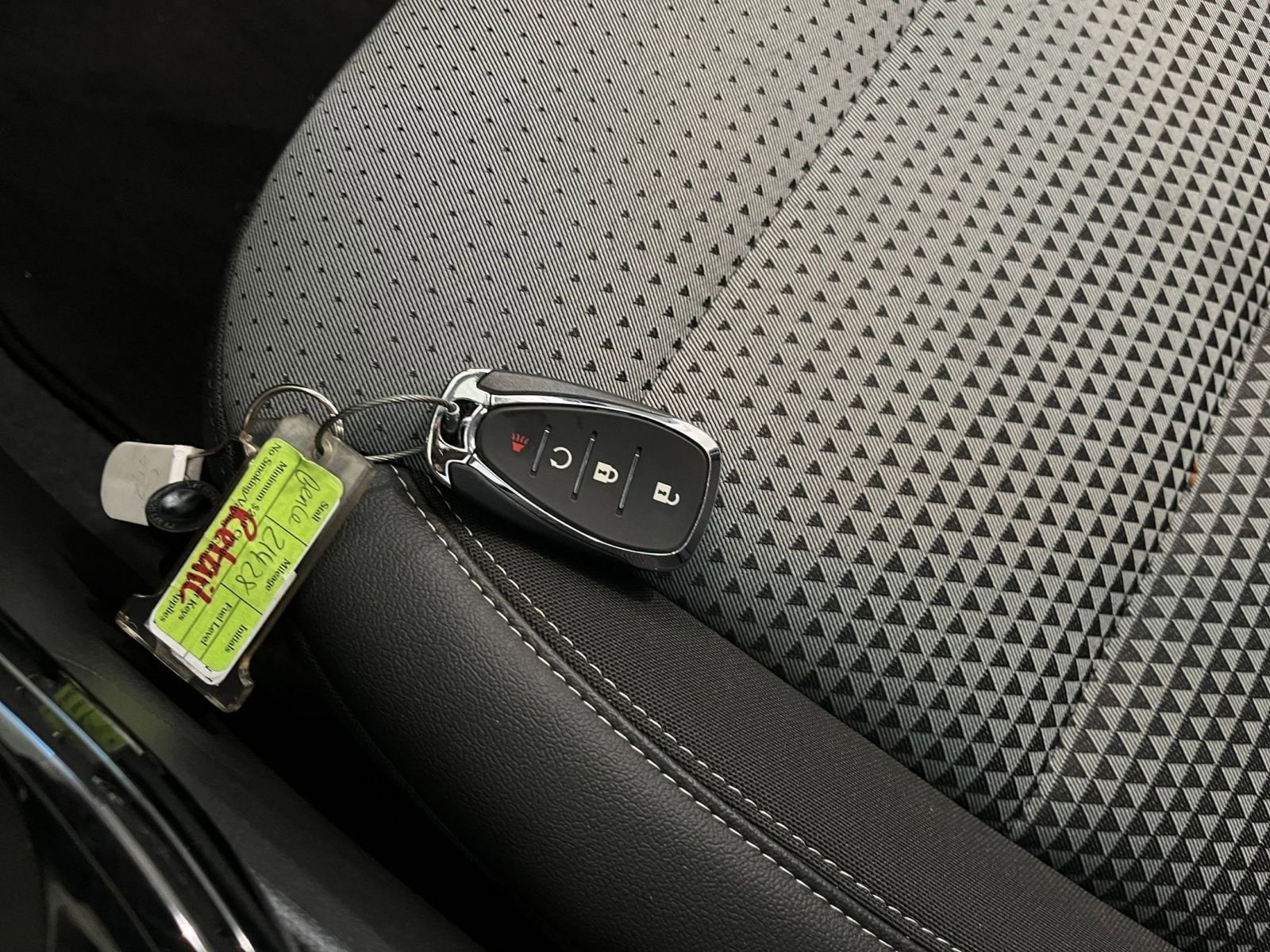 Thumbnail: 2025 Chevrolet Trax - 21