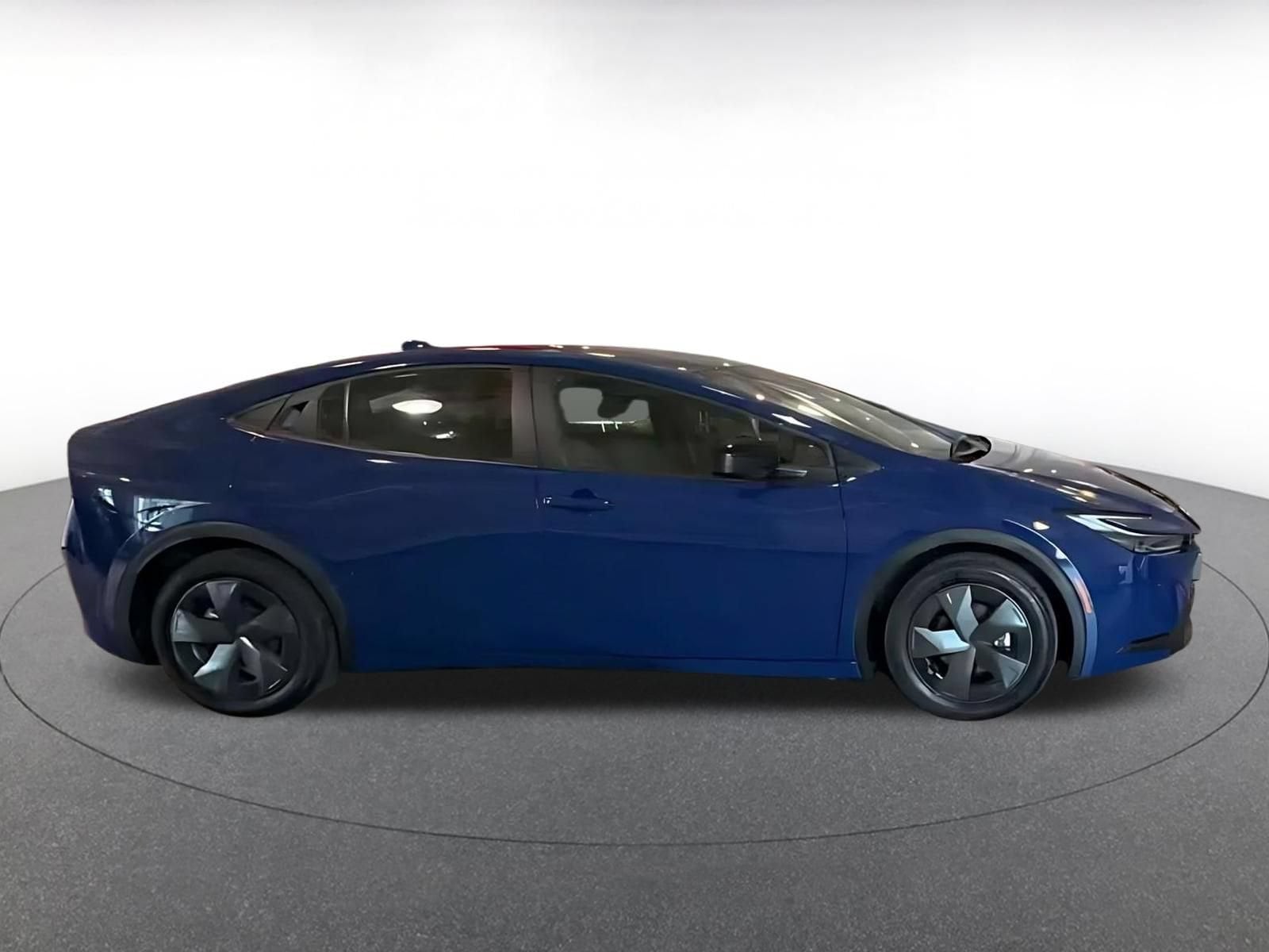 Thumbnail: 2025 Toyota Prius - 10