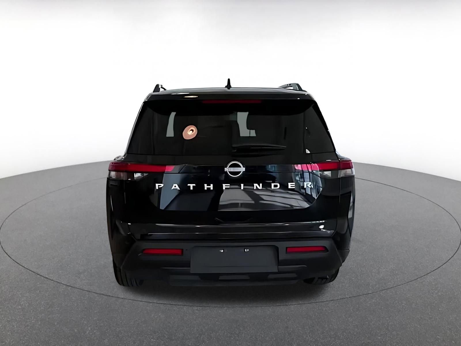 Thumbnail: 2025 Nissan Pathfinder - 11