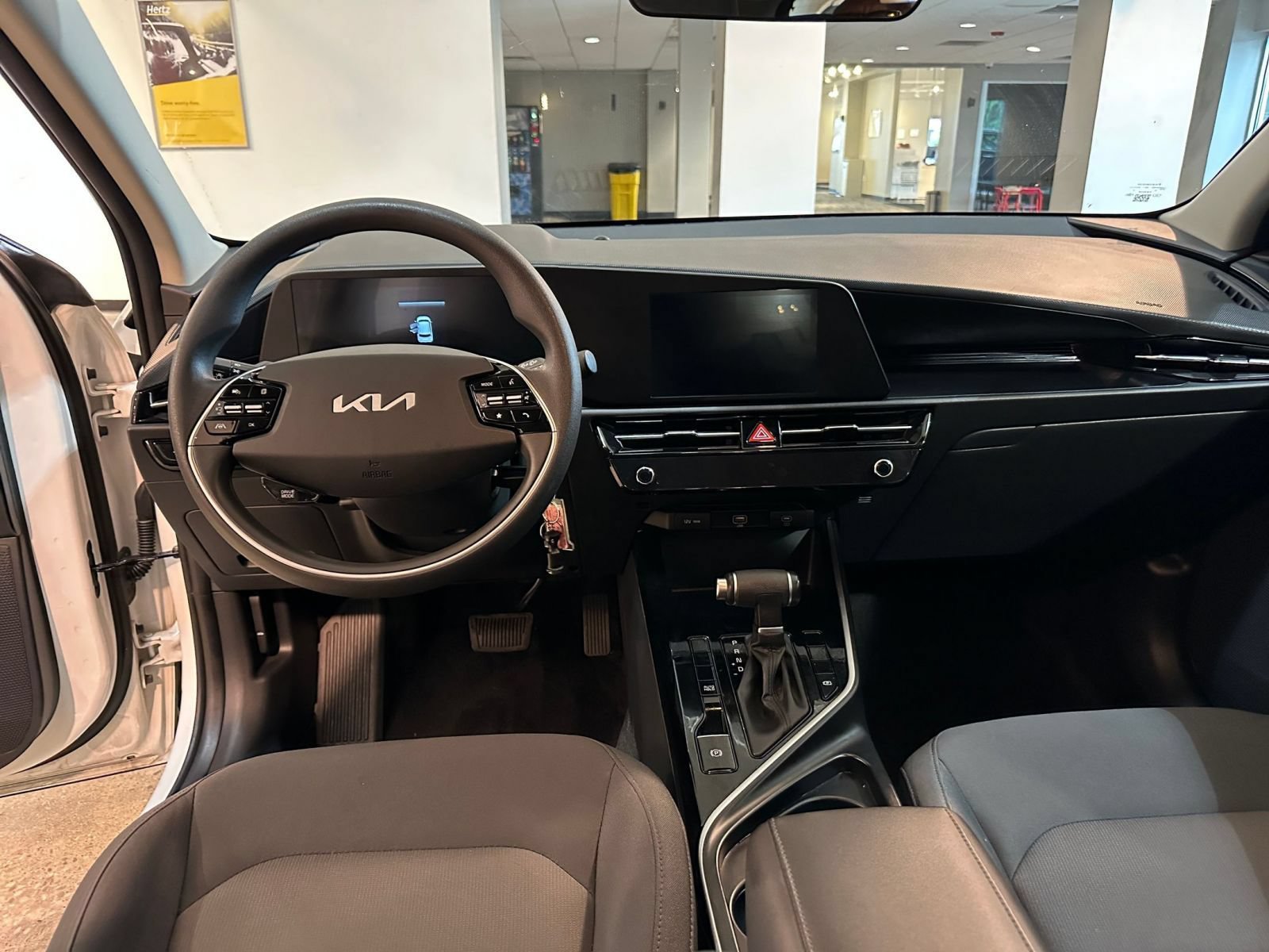 Thumbnail: 2026 Kia Niro - 34