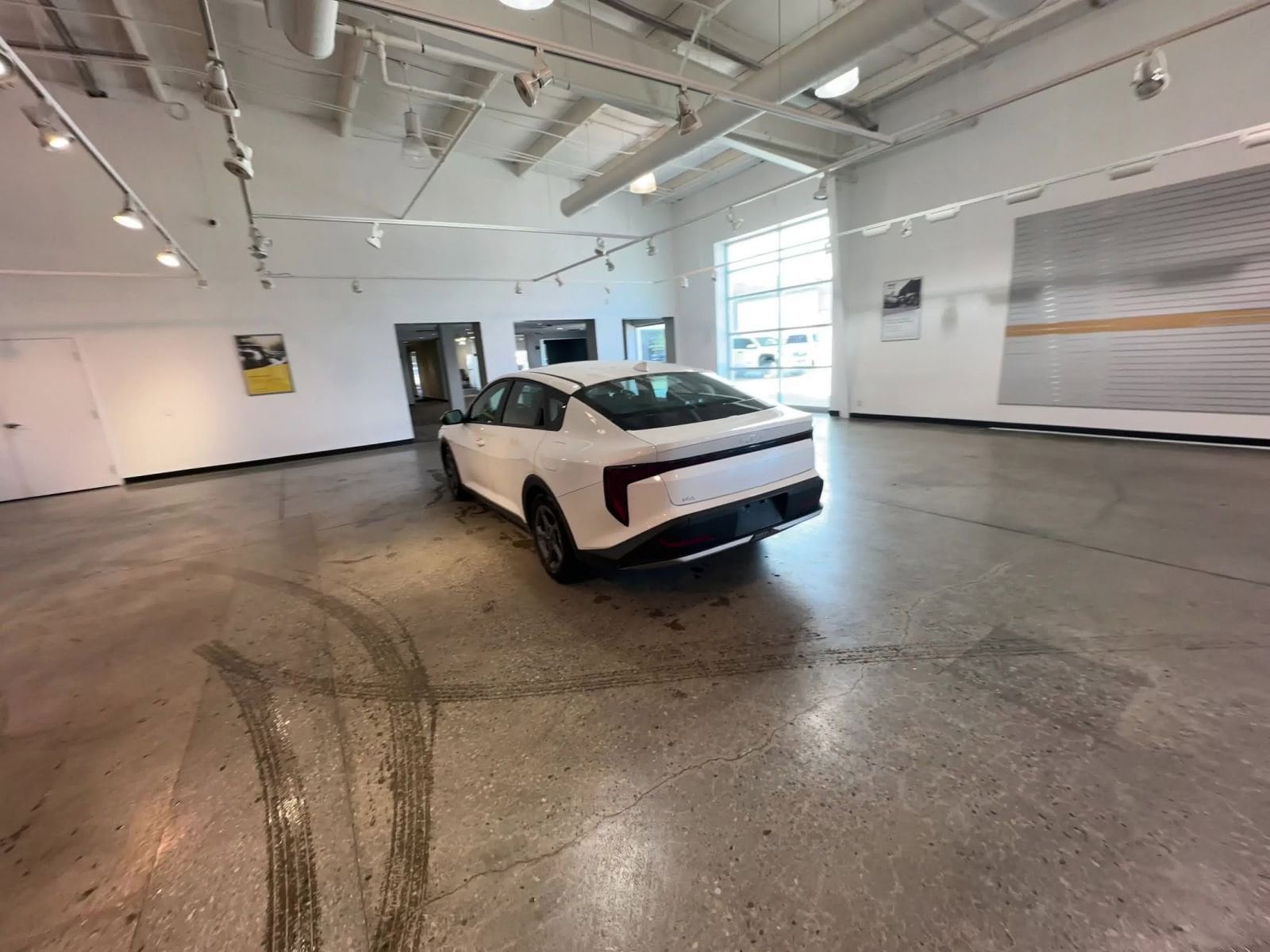 Thumbnail: 2025 Kia K4 - 15