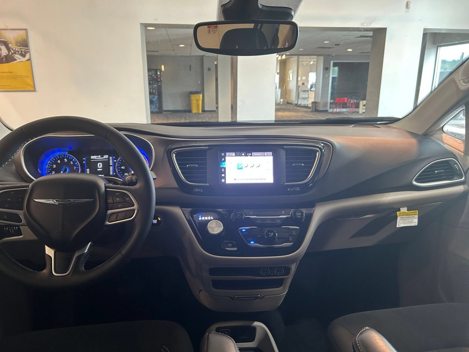 Thumbnail: 2024 Chrysler Voyager - 34