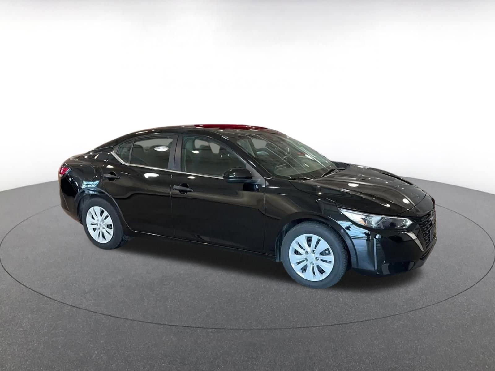 Thumbnail: 2025 Nissan Sentra - 2